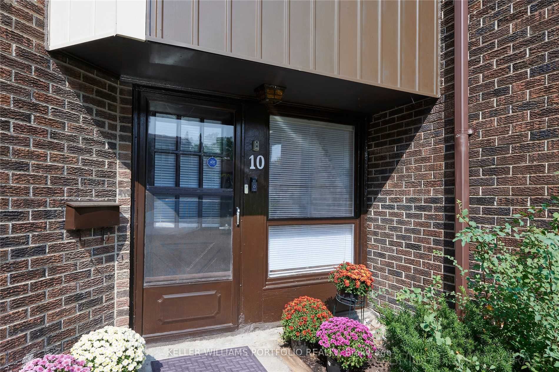 10 Lofty Hill Way, Toronto, ON M2H 2Z8 photo 2