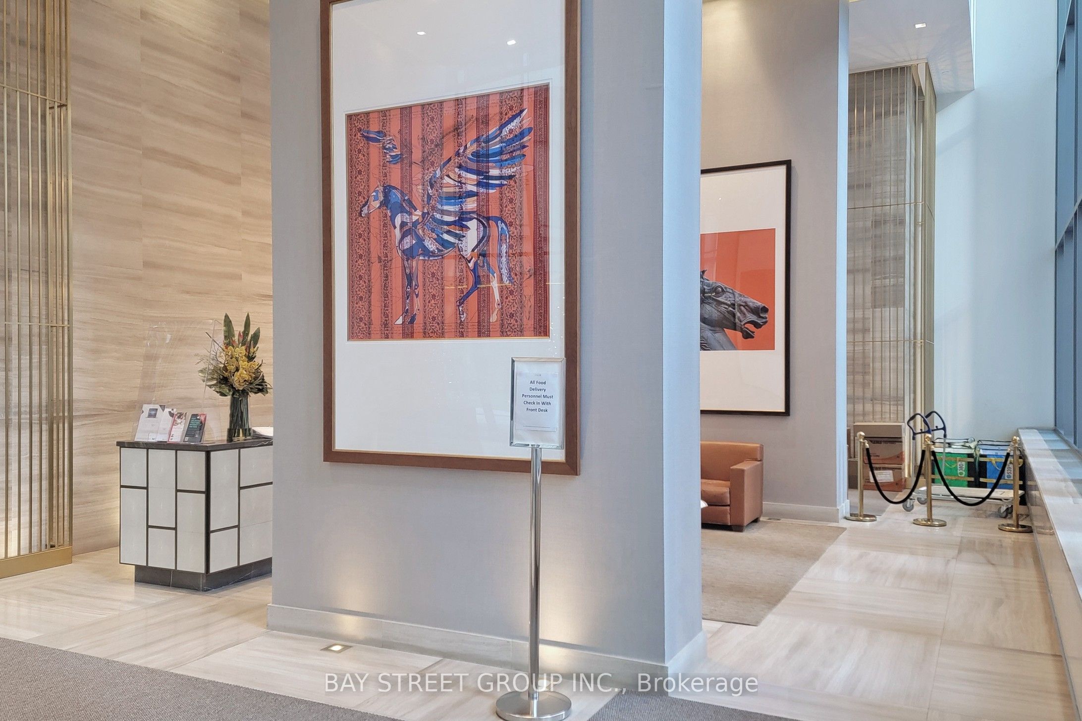 50 Charles Street E 2205, Toronto, ON M4Y 1T1 photo 5