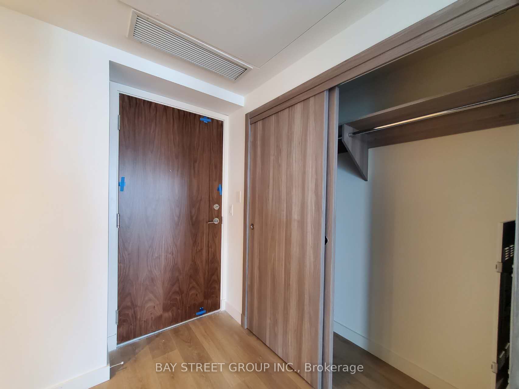 27 Mcmahon Drive 2209, Toronto, ON M2K 0J2 photo 2