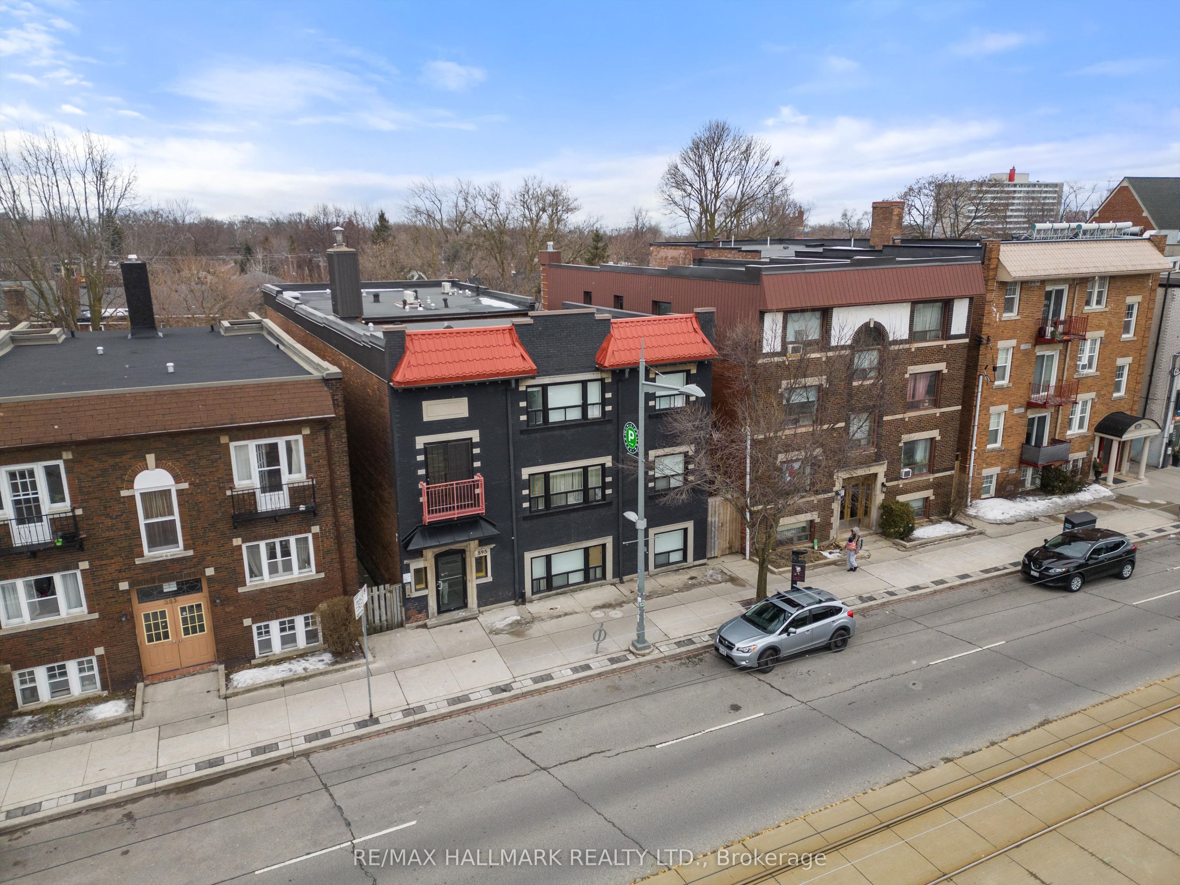 595 St Clair Avenue W 16, Toronto, ON M6C 1A3 photo 3
