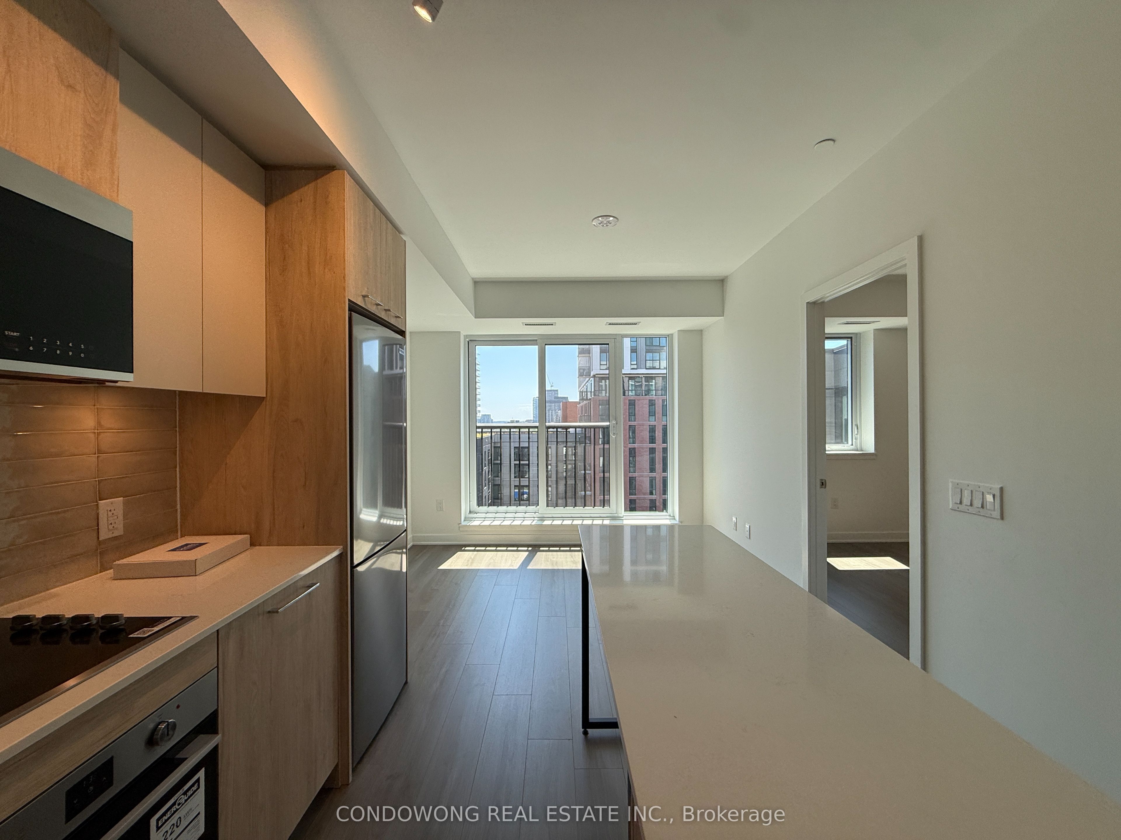 30 Dreamers Way 714, Toronto, ON M5A 0Y7 photo 2