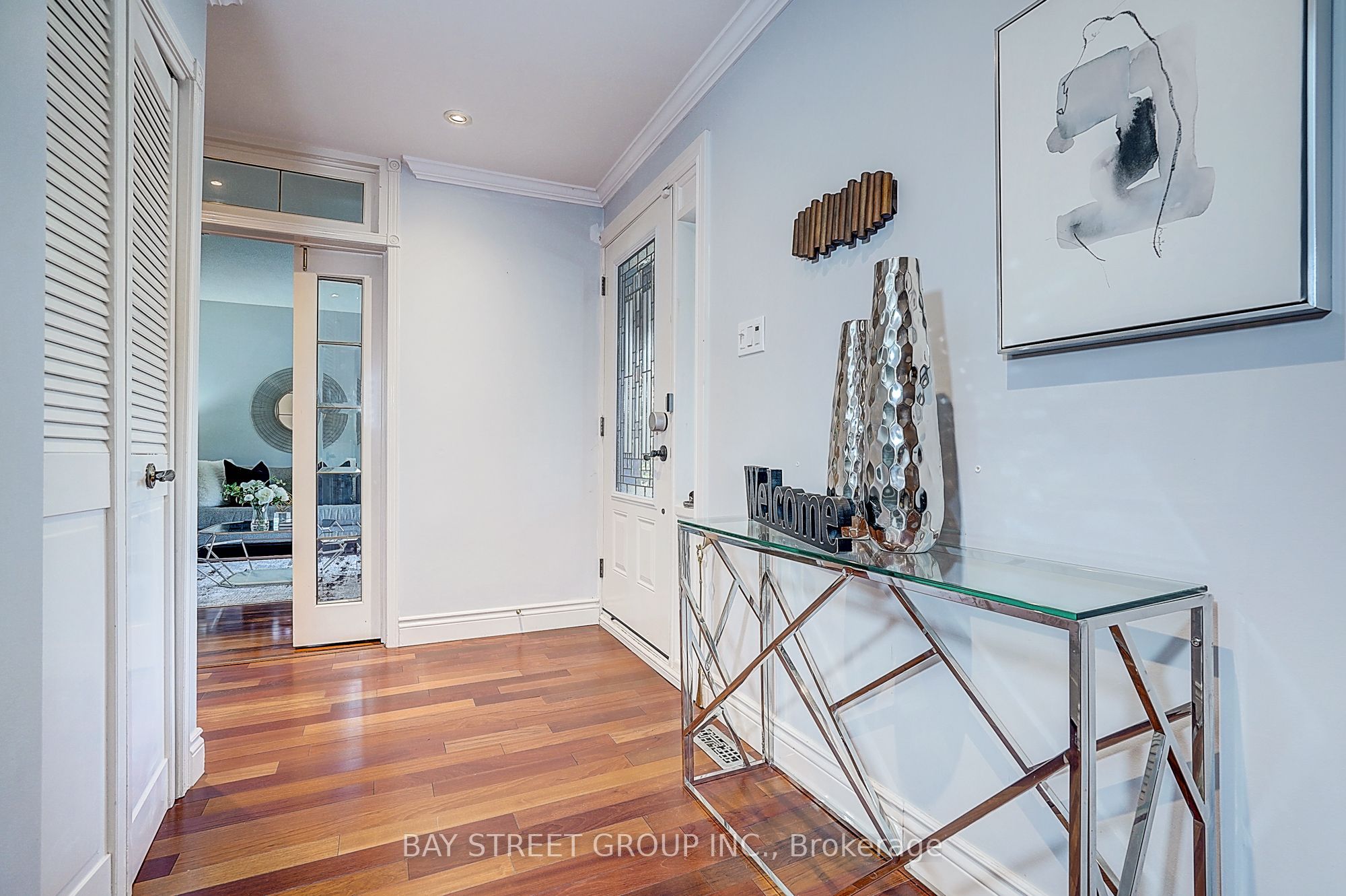 6 Caravan Drive, Toronto, ON M3B 1N1 photo 4