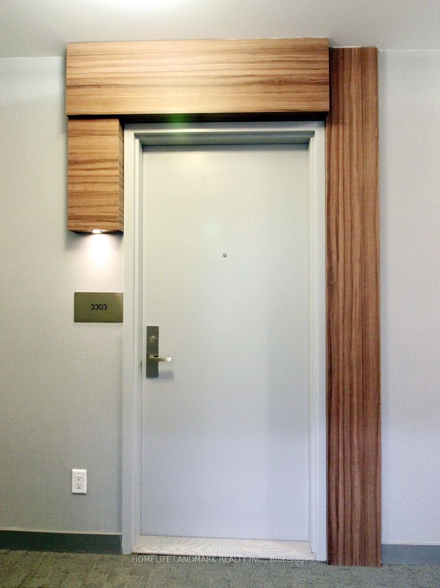 75 St Nicholas Street 3303, Toronto, ON M4Y 0A5 photo 3