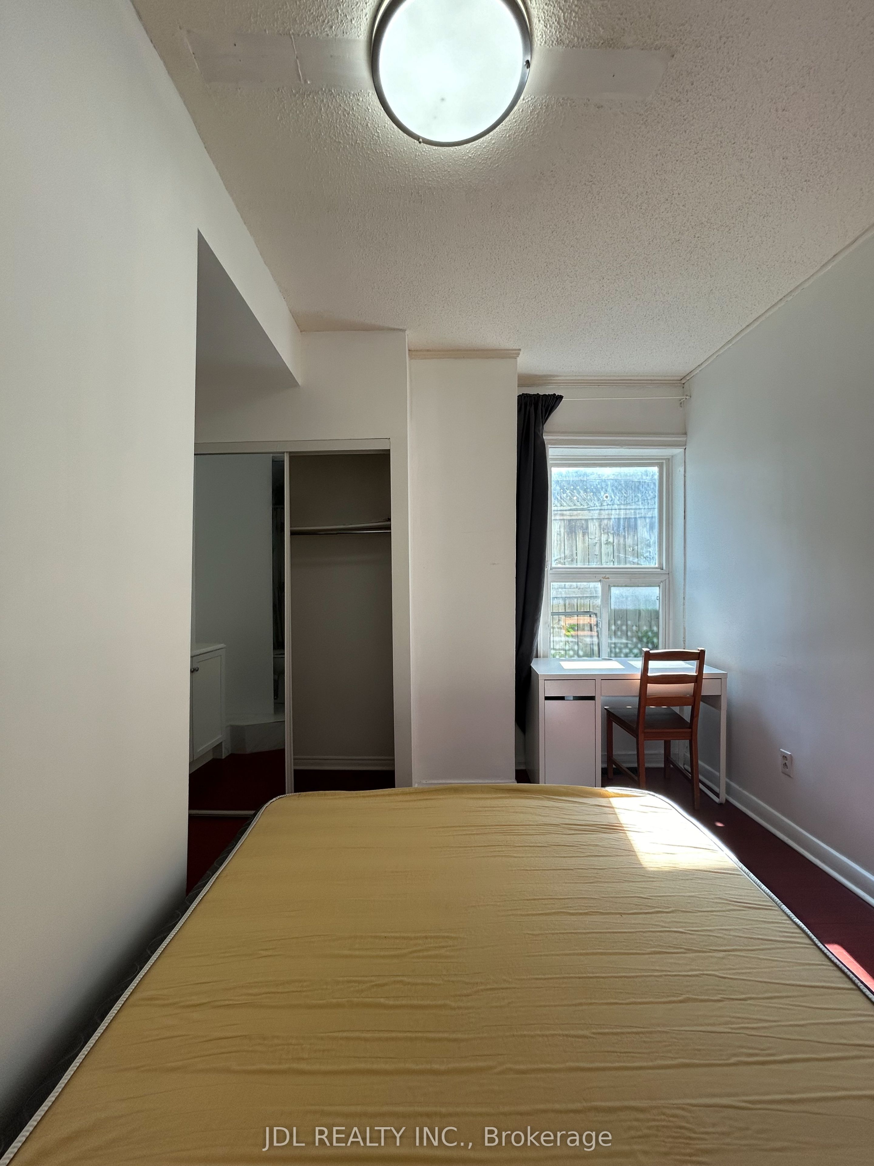 4 Fitzroy Terr Terrace Suite A , Main Floor, Toronto, ON M5T 2K3 photo 2