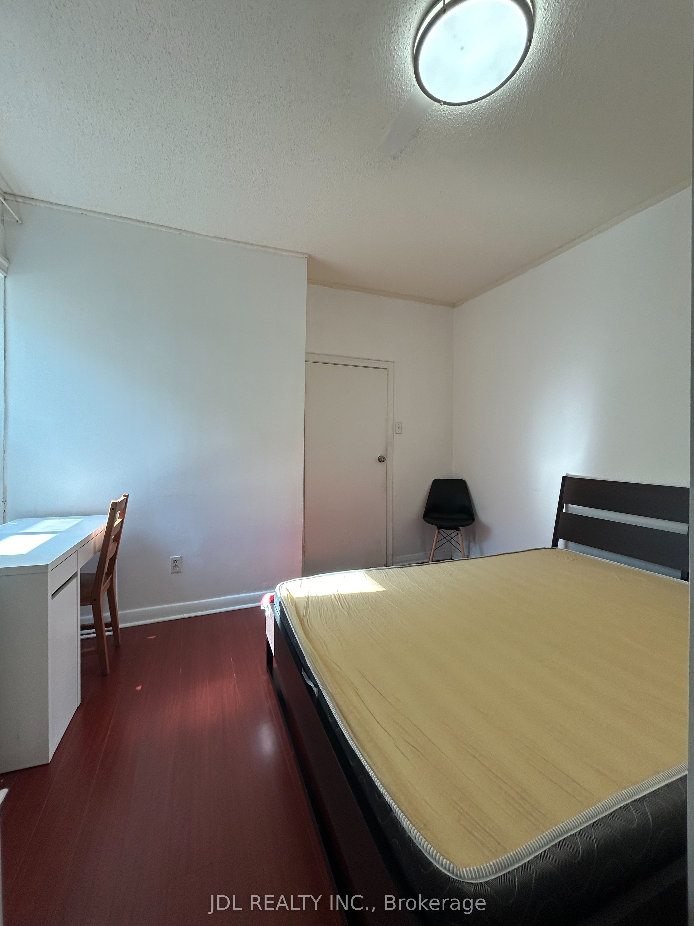 4 Fitzroy Terr Terrace Suite A , Main Floor, Toronto, ON M5T 2K3 photo 3