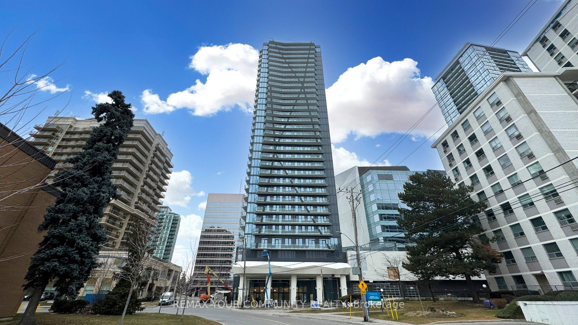 15 Ellerslie Avenue 1403, Toronto, ON M2N 0L7 photo 2