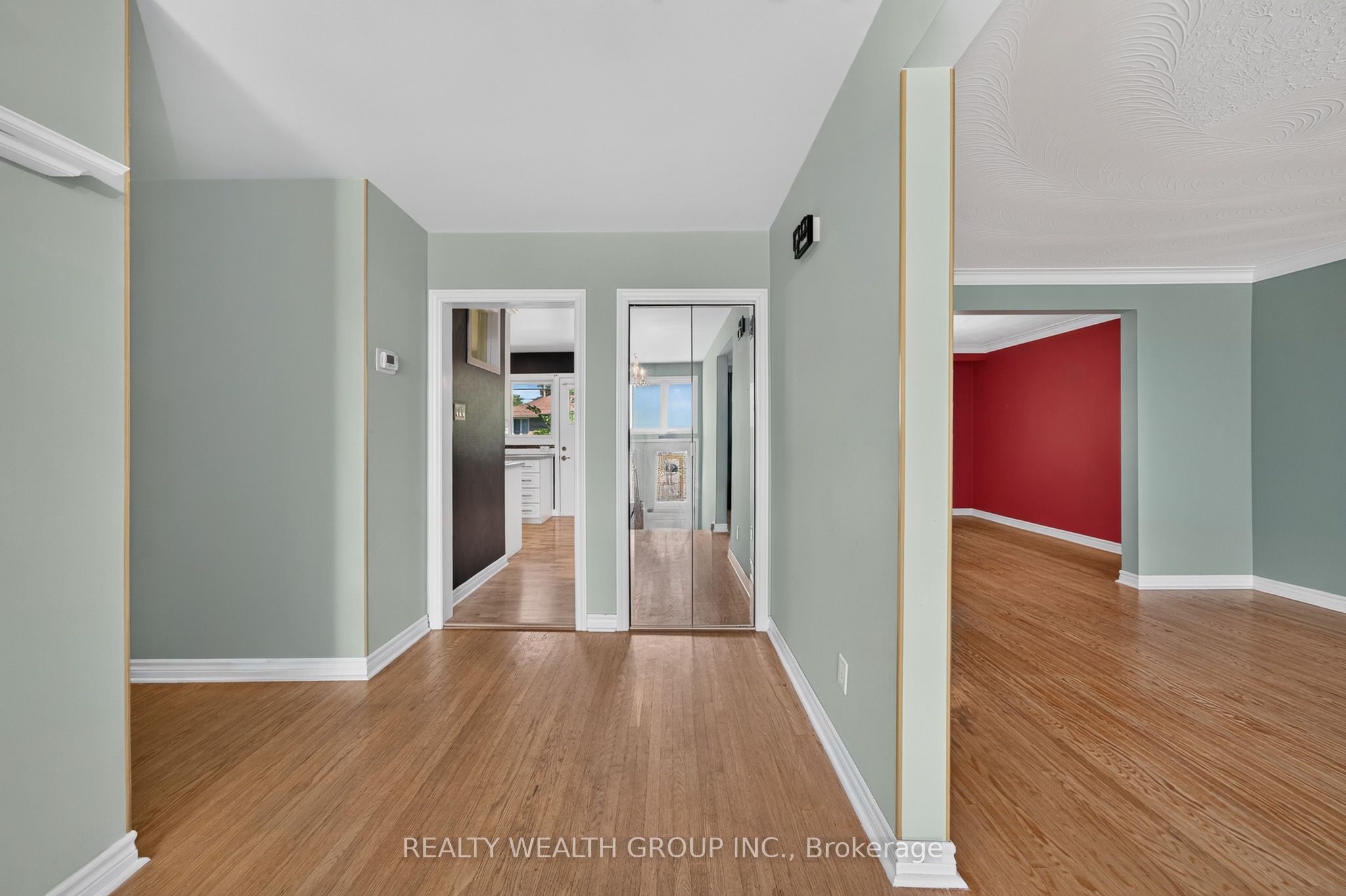 10 Derwent Court, Toronto, ON M2M 2C3 photo 4