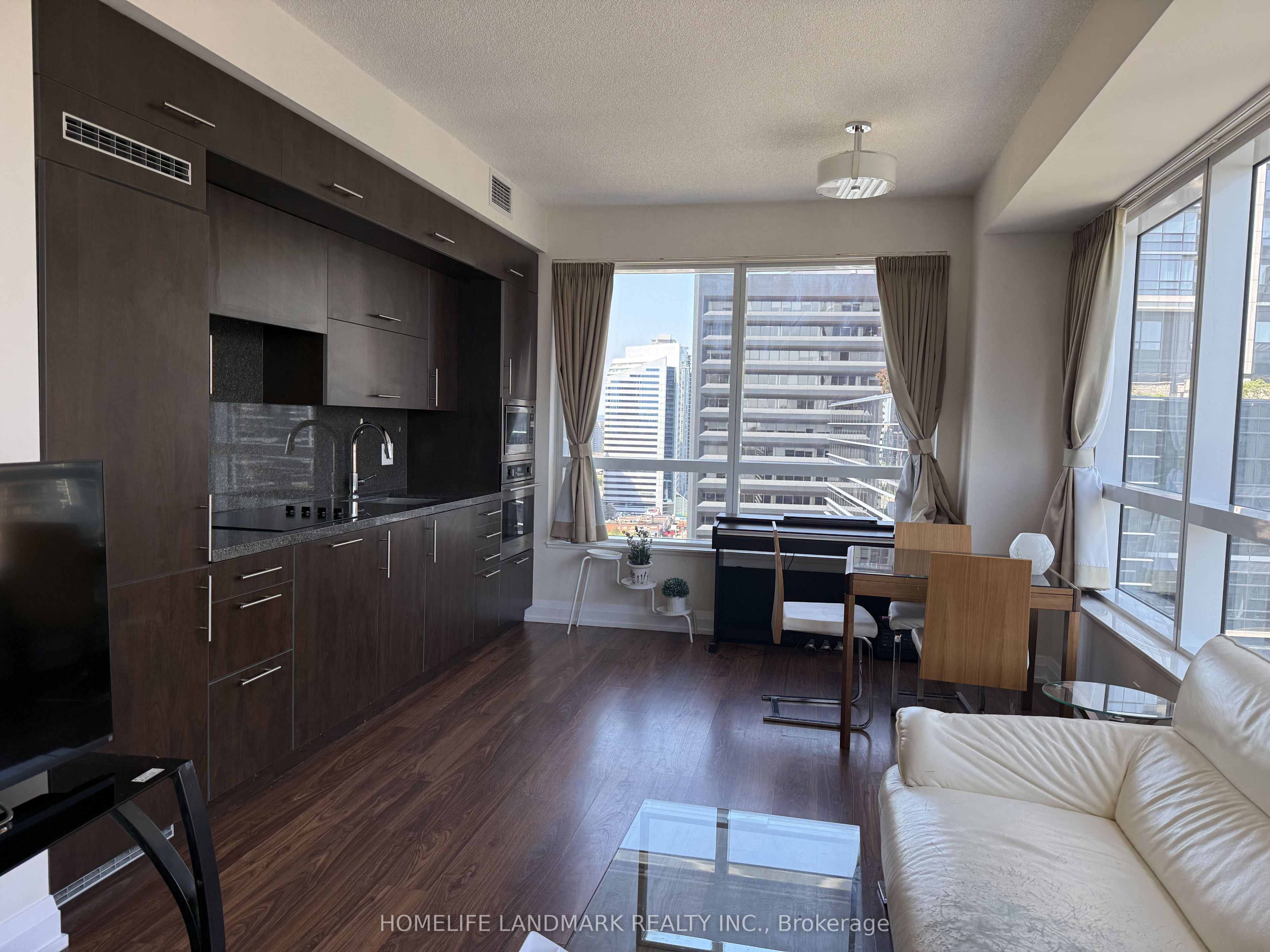 2 Anndale Drive 1705, Toronto, ON M2N 0G5 photo 3