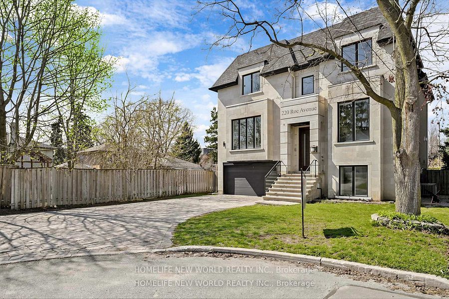 220 Roe Avenue, Toronto, ON M5M 2J4