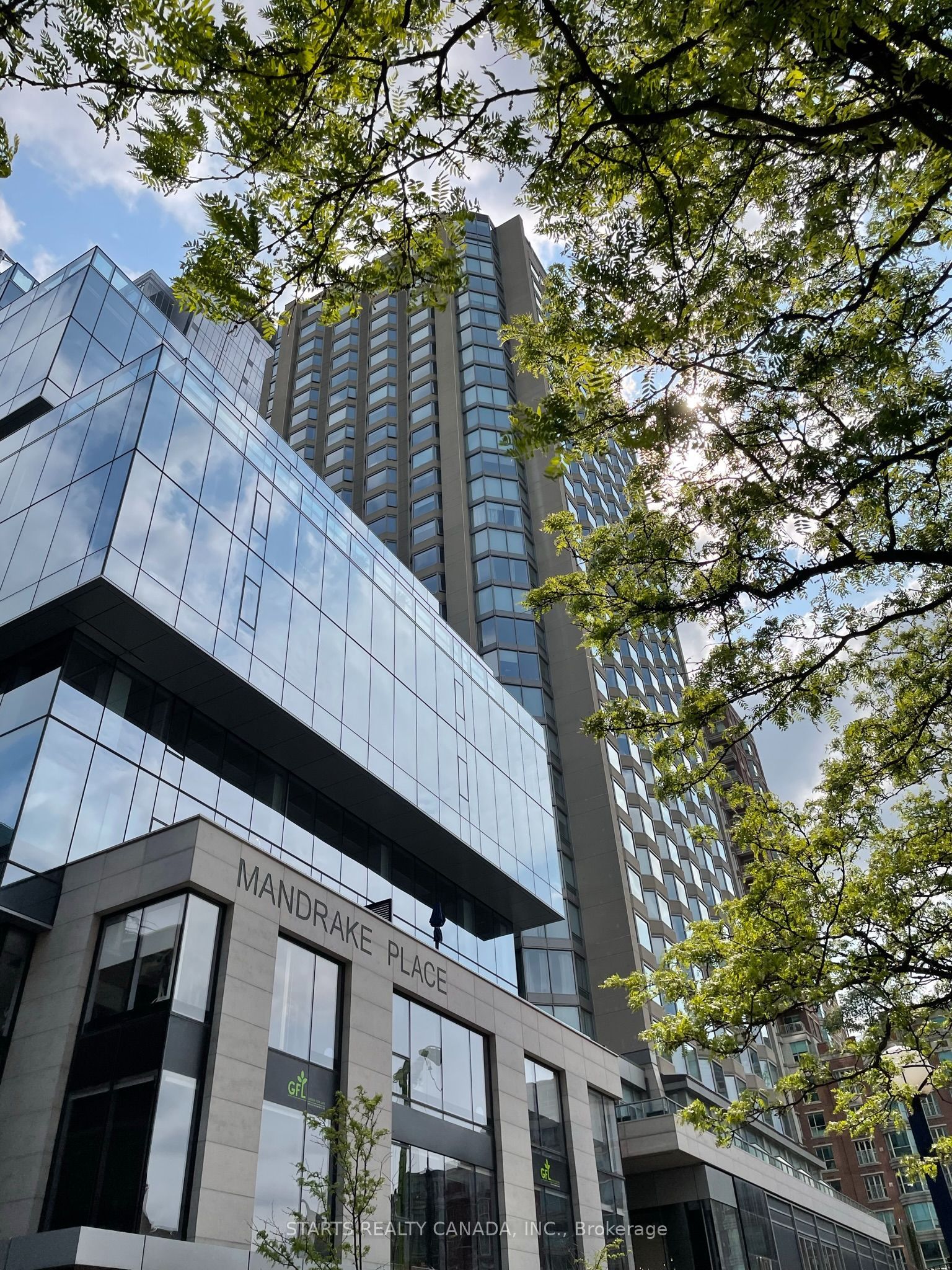 155 Yorkville Avenue 1009, Toronto, ON M5R 0B4