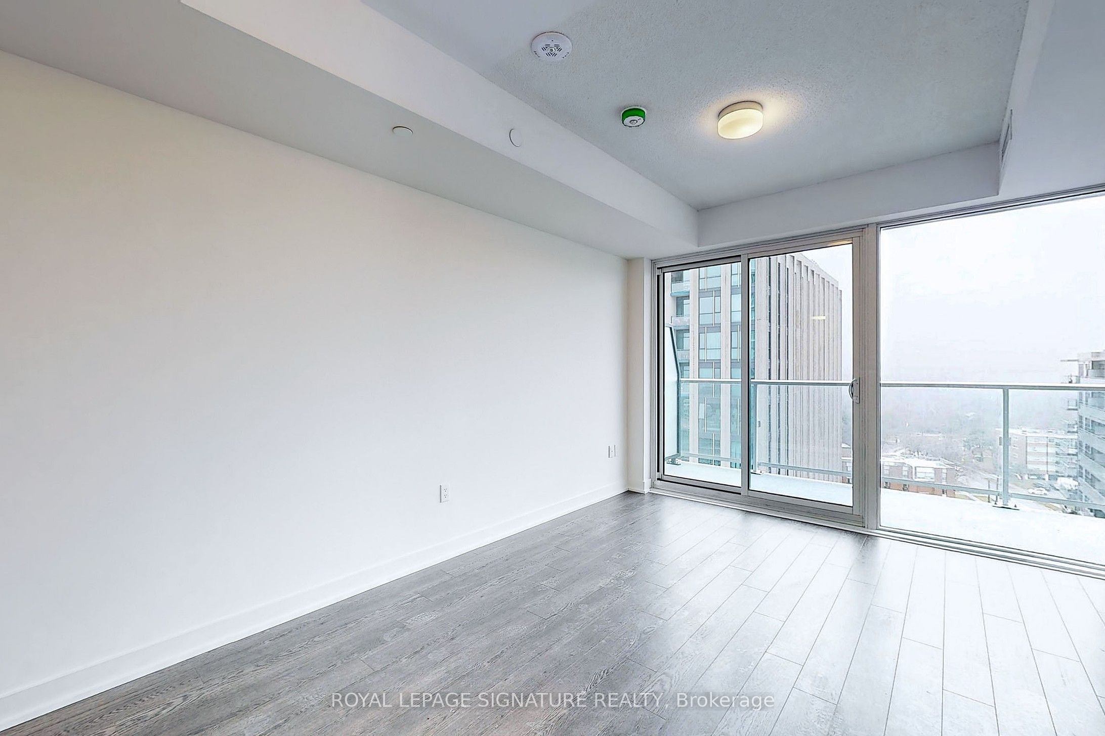 50 O'Neill Road 1108, Toronto, ON M3C 0H1 photo 4