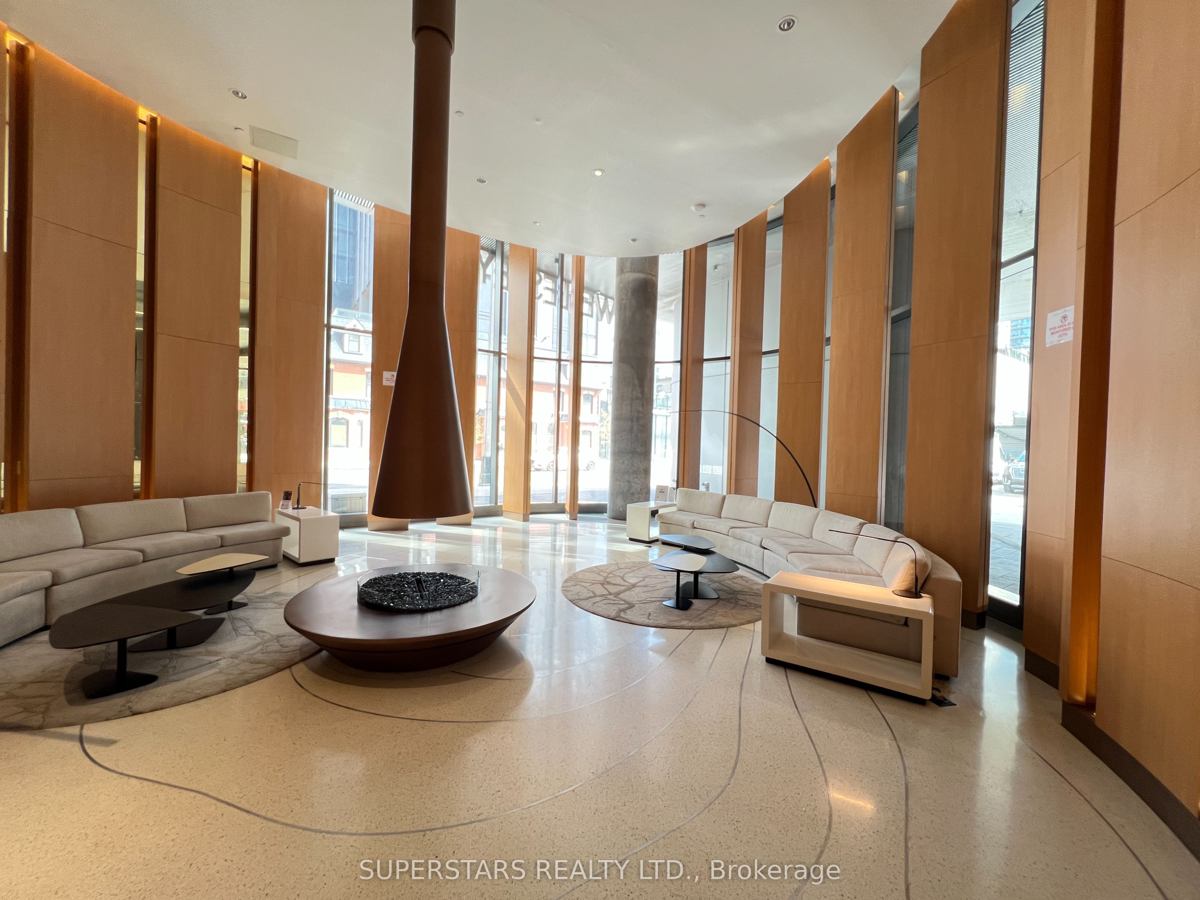 11 Wellesley Street W 3005, Toronto, ON M4Y 0G4 photo 3