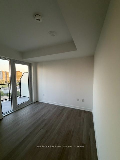 15 David Salomon Drive 1408, Toronto, ON M3C 0T2