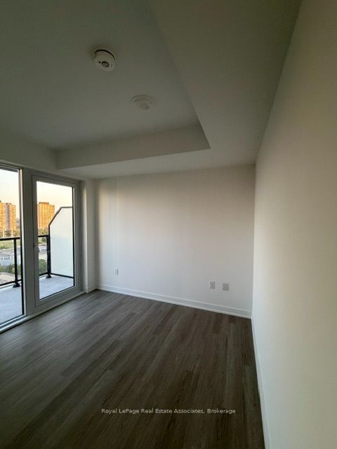 15 David Salomon Drive 1408, Toronto, ON M3C 0T2 photo 2