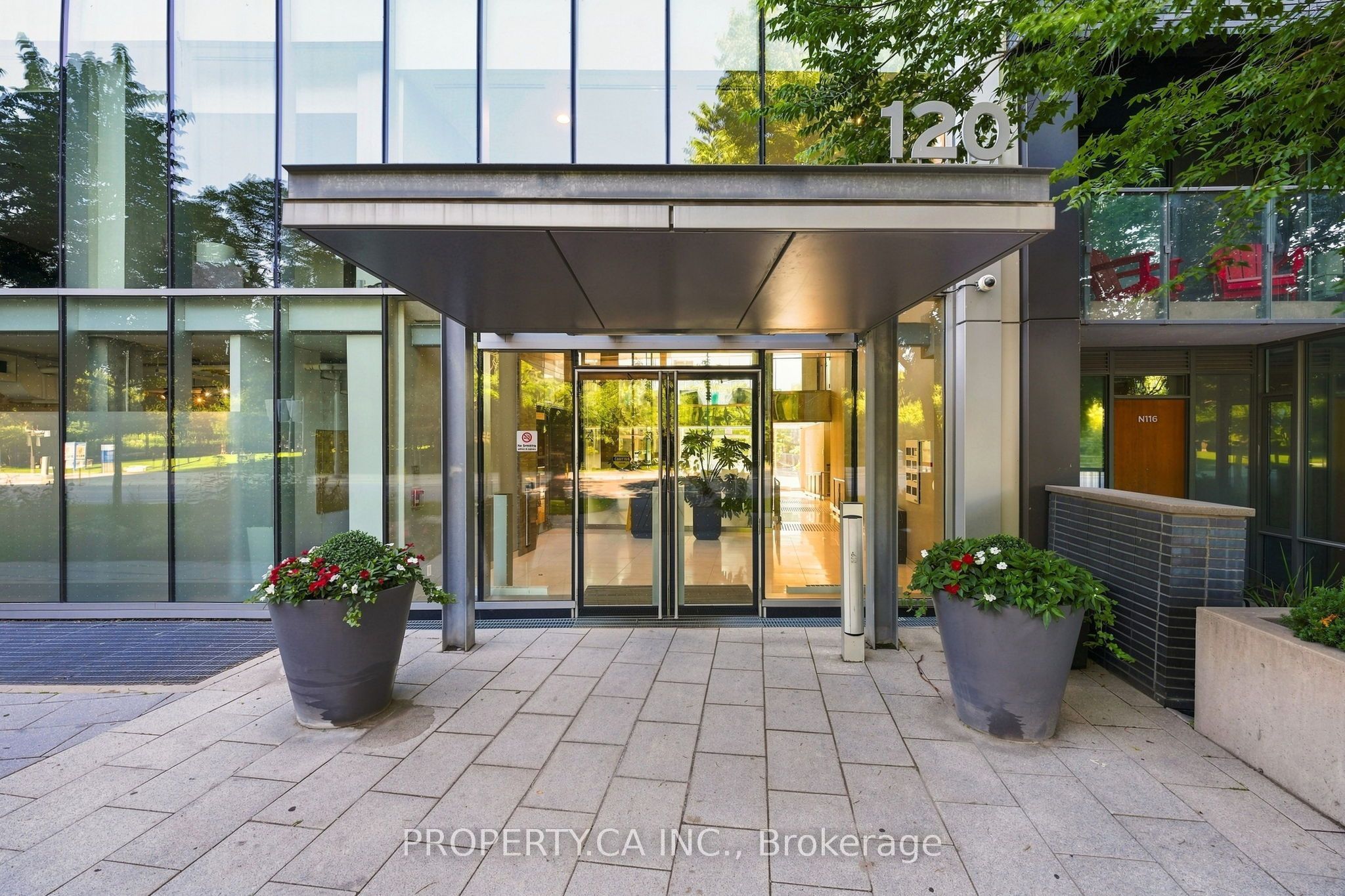 120 Bayview Avenue N-1004, Toronto, ON M5A 0G4 photo 5