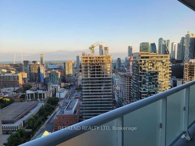 77 Mutual Street 2602, Toronto, ON M5B 2A9 photo 4