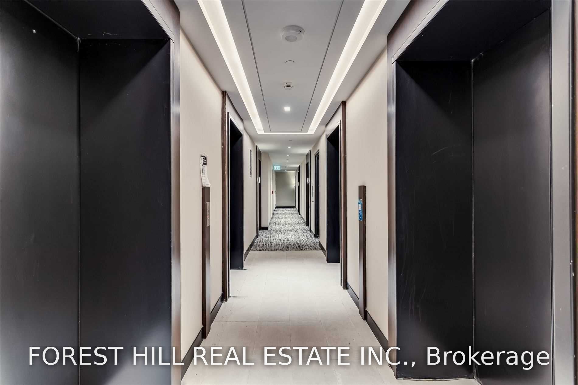 2221 Yonge Street 4505, Toronto, ON M4S 2B4 photo 3