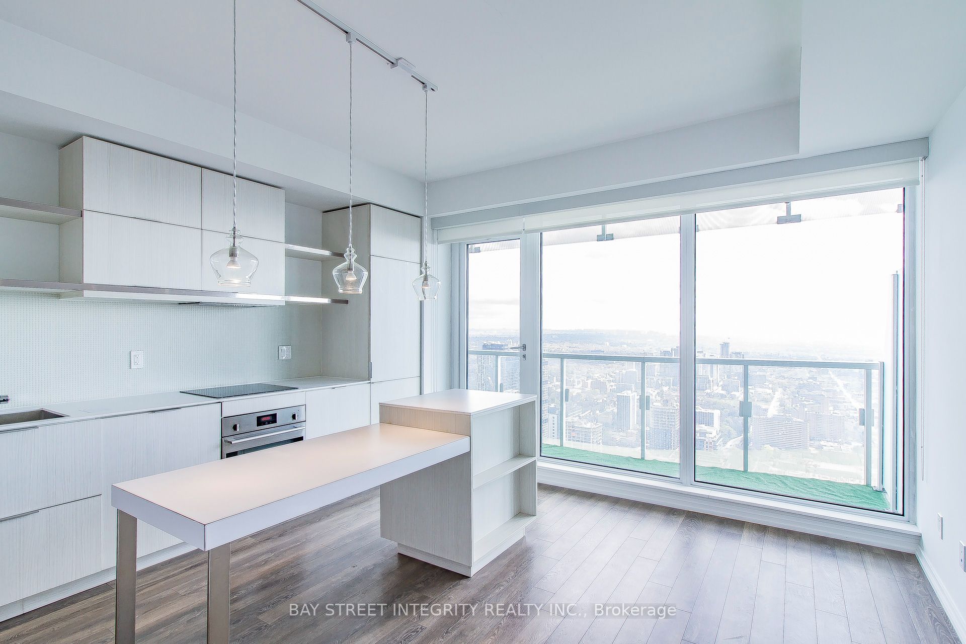 197 Yonge Street 5504, Toronto, ON M5B 1M4 photo 4