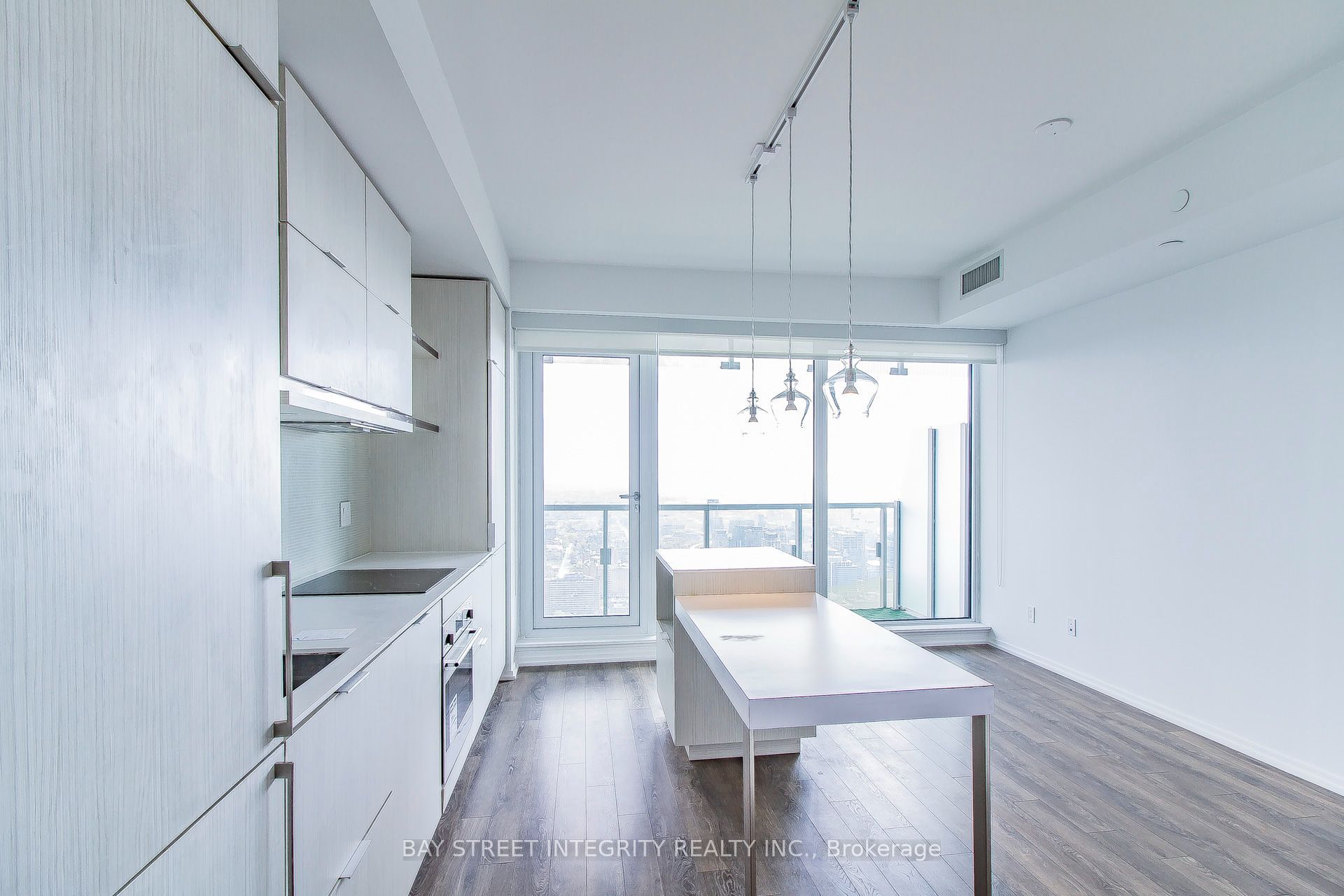 197 Yonge Street 5504, Toronto, ON M5B 1M4 photo 5