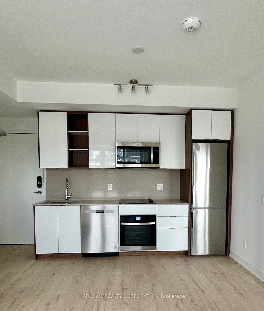 543 Richmond Street W 1406, Toronto, ON M5V 0W9