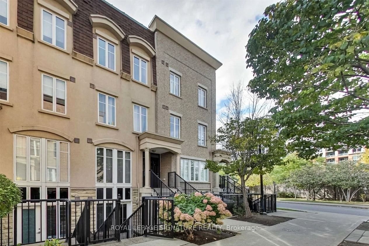 42 Western Battery Road 704, Toronto, ON M6K 3P1 photo 2
