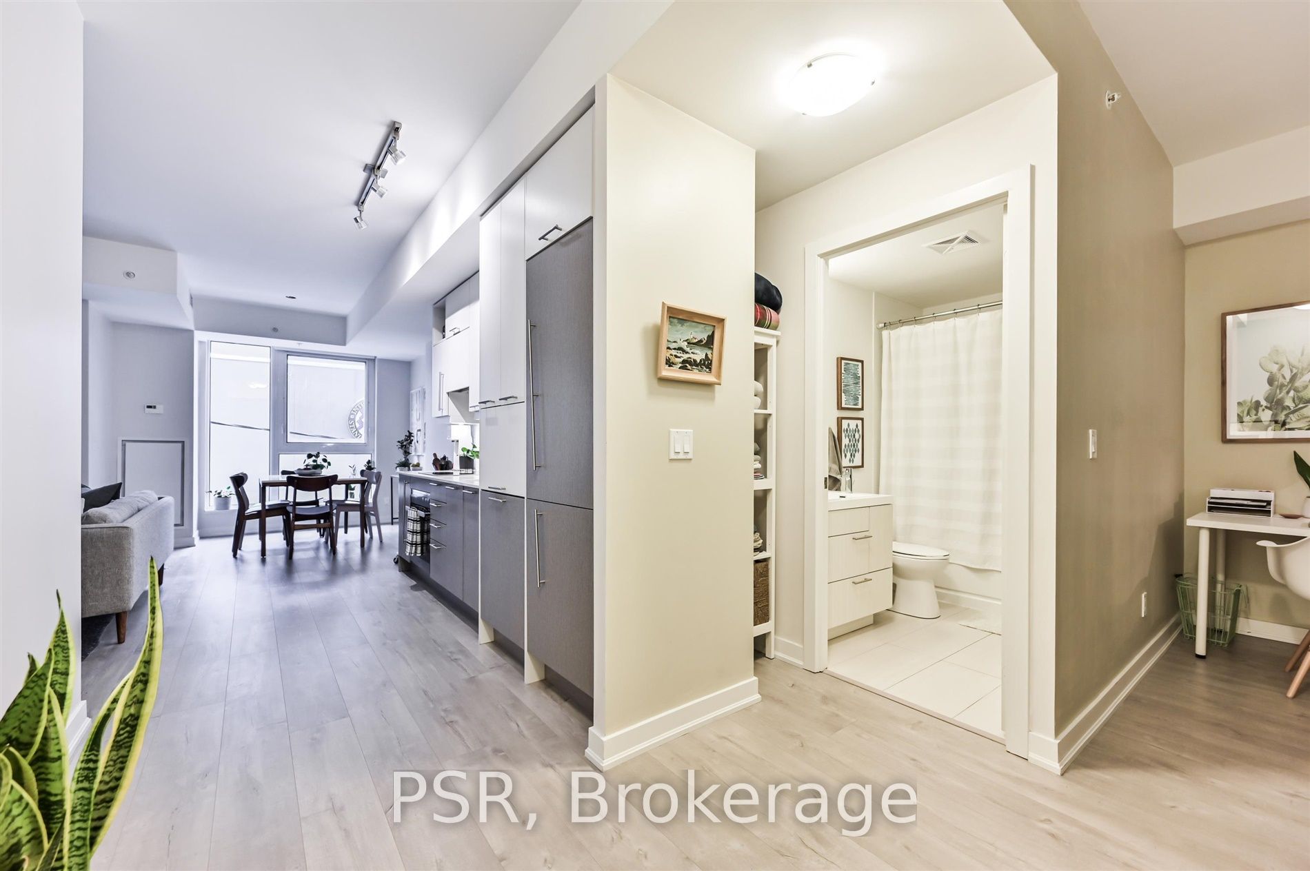 199 Richmond Street W 218, Toronto, ON M5V 0H4 photo 5