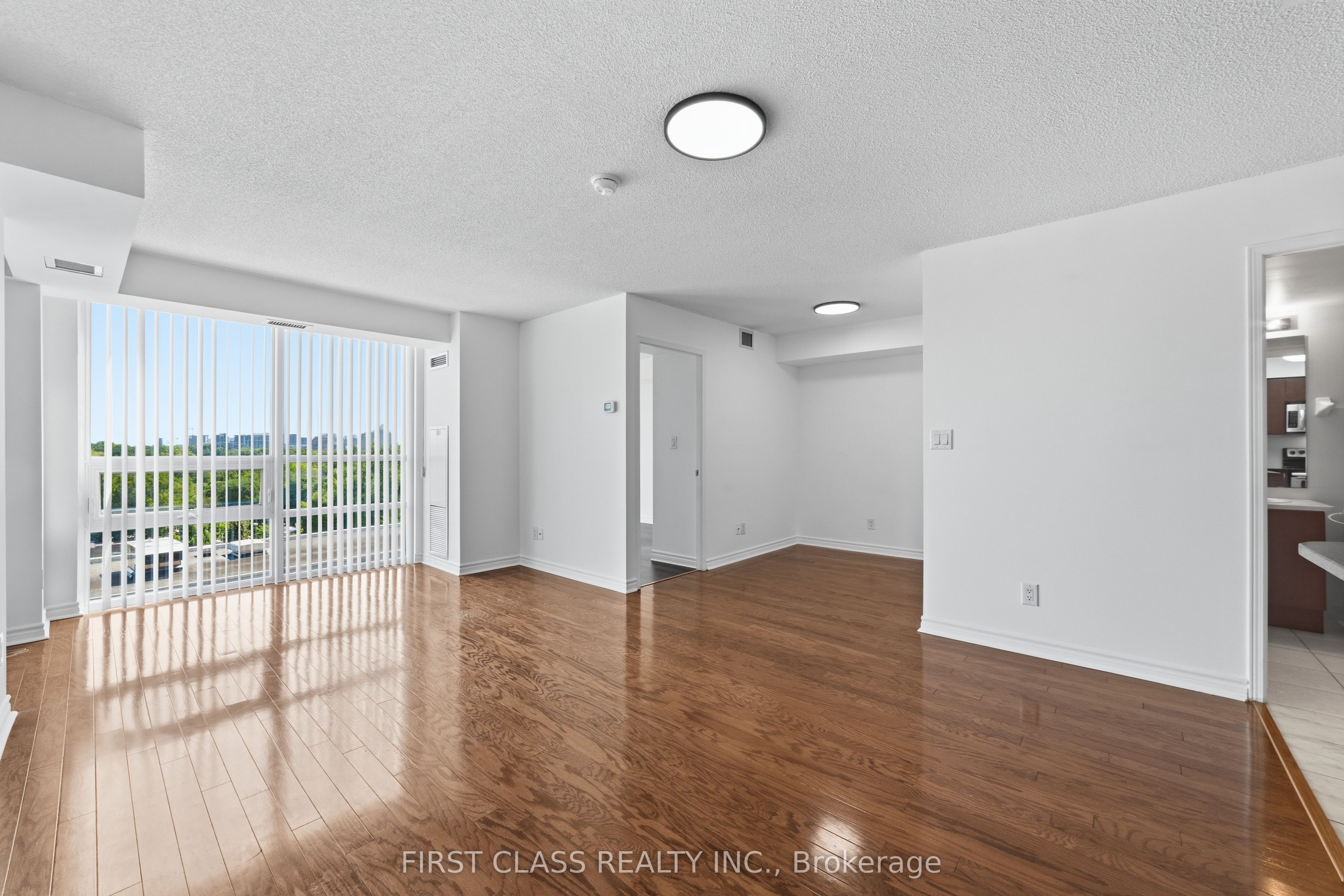35 Hollywood Avenue 922, Toronto, ON M2N 0A9 photo 3