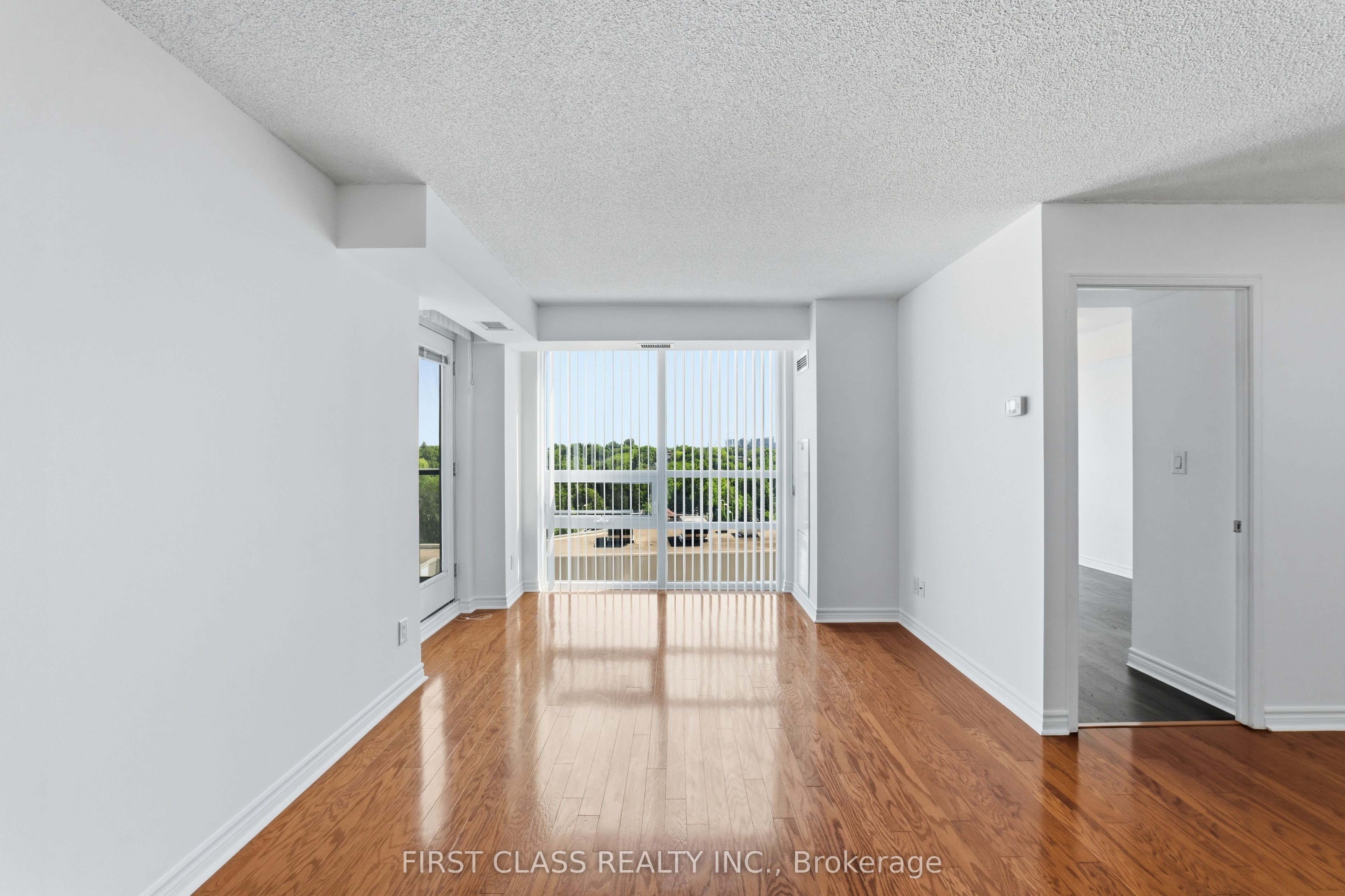 35 Hollywood Avenue 922, Toronto, ON M2N 0A9 photo 5