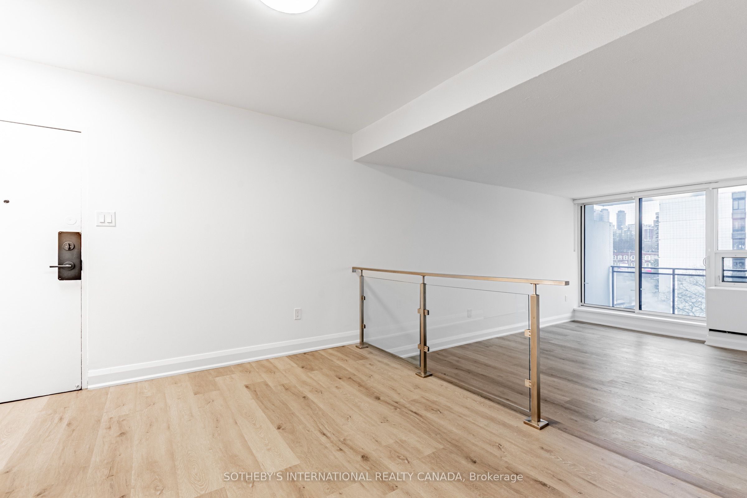 191 Sherbourne Street 1502, Toronto, ON M5A 3X1 photo 4