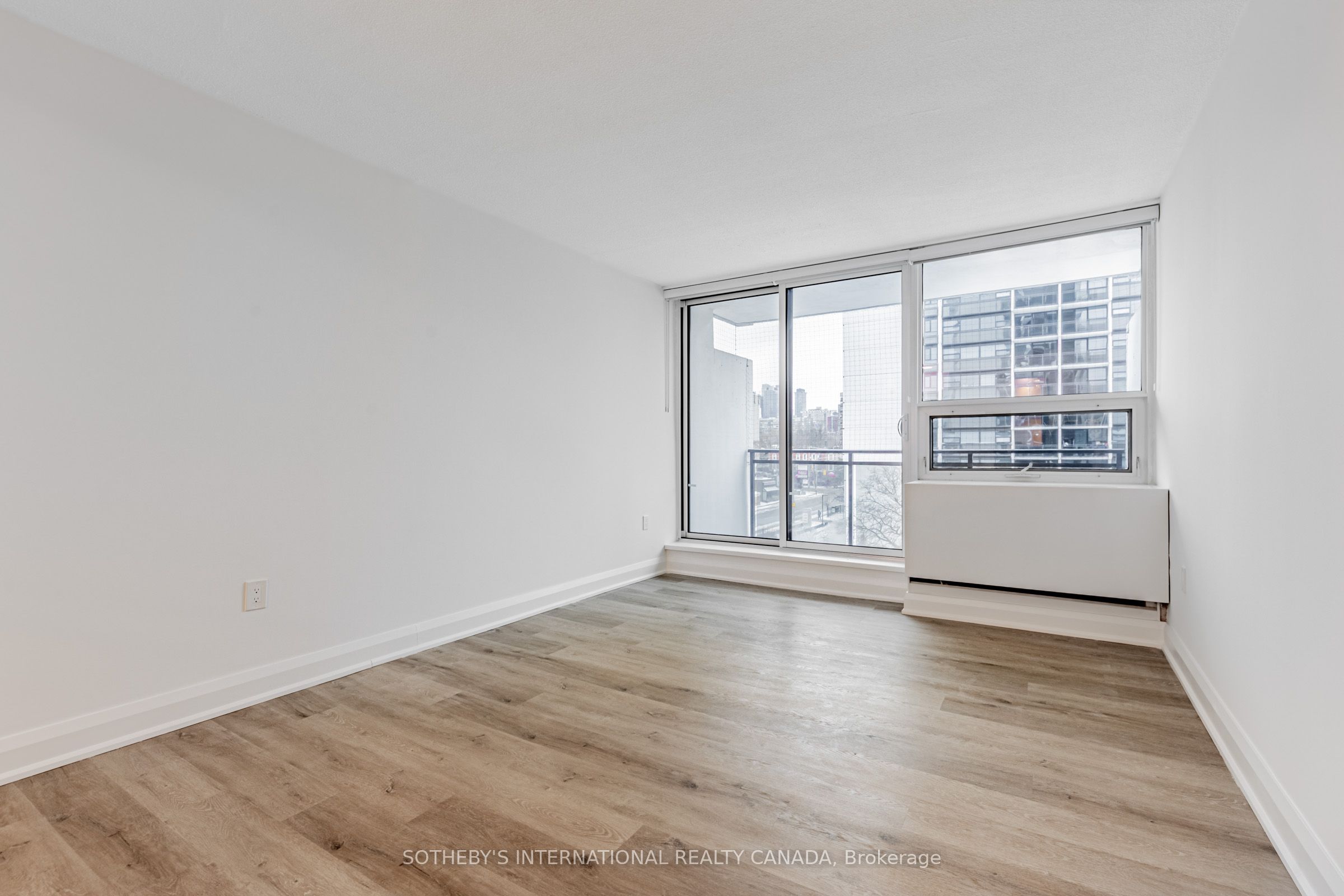 191 Sherbourne Street 1502, Toronto, ON M5A 3X1 photo 5