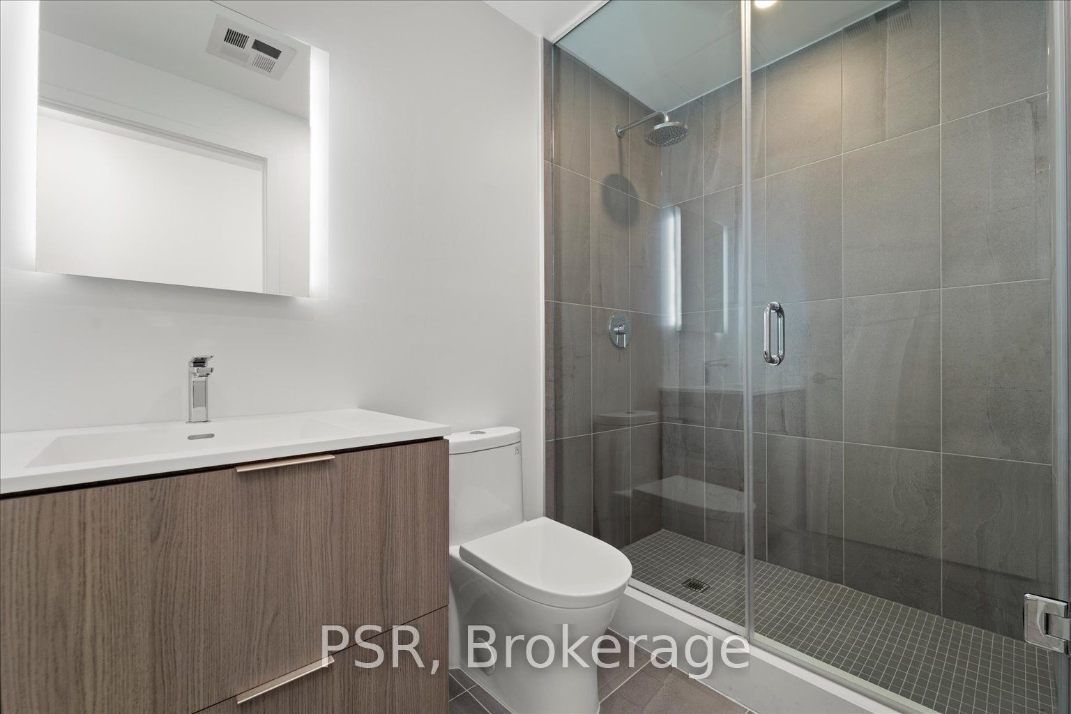 185 Alberta Avenue 312, Toronto, ON M6C 0A5 photo 4