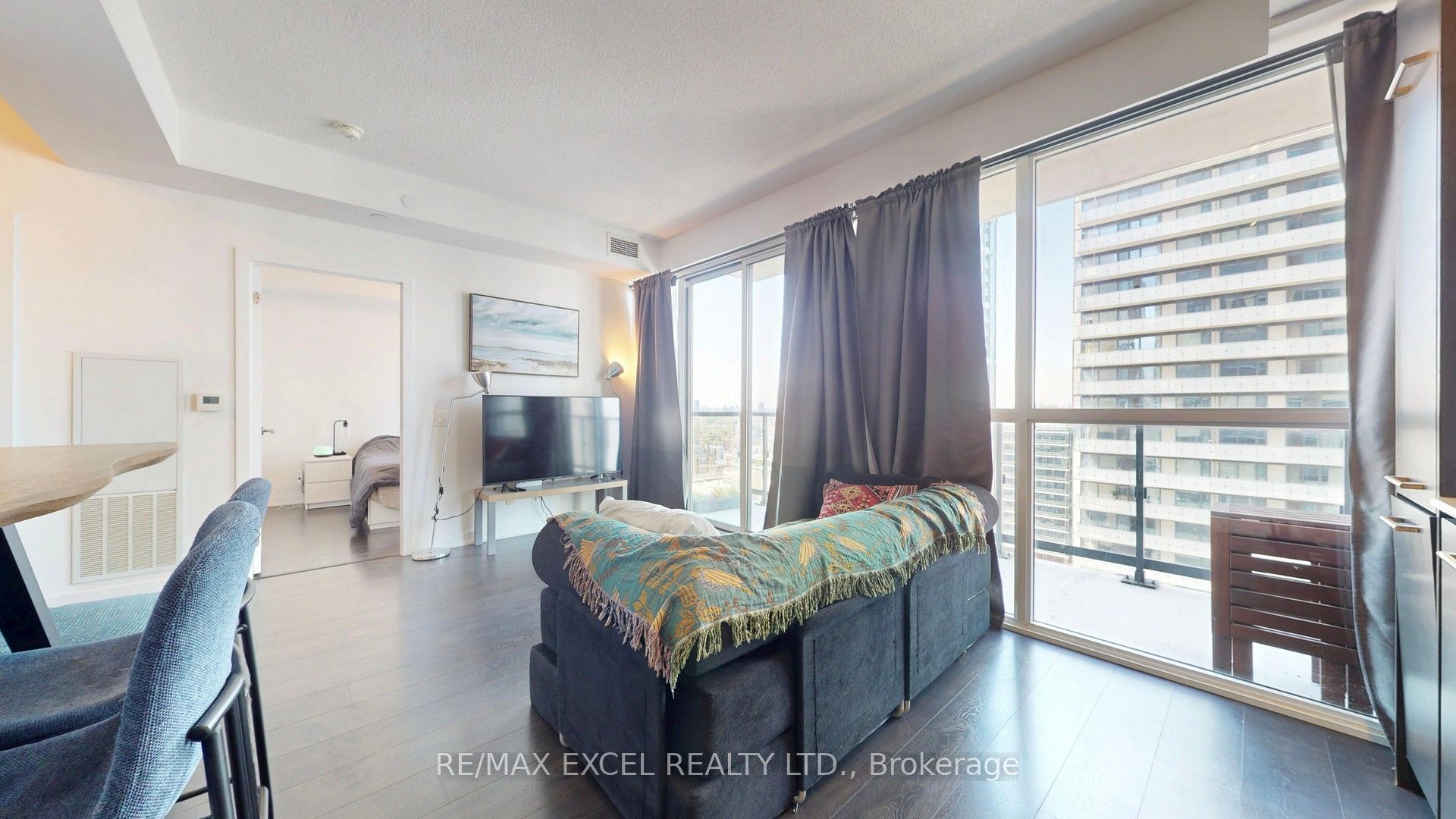 87 Peter Street 2507, Toronto, ON M5V 0P1 photo 5