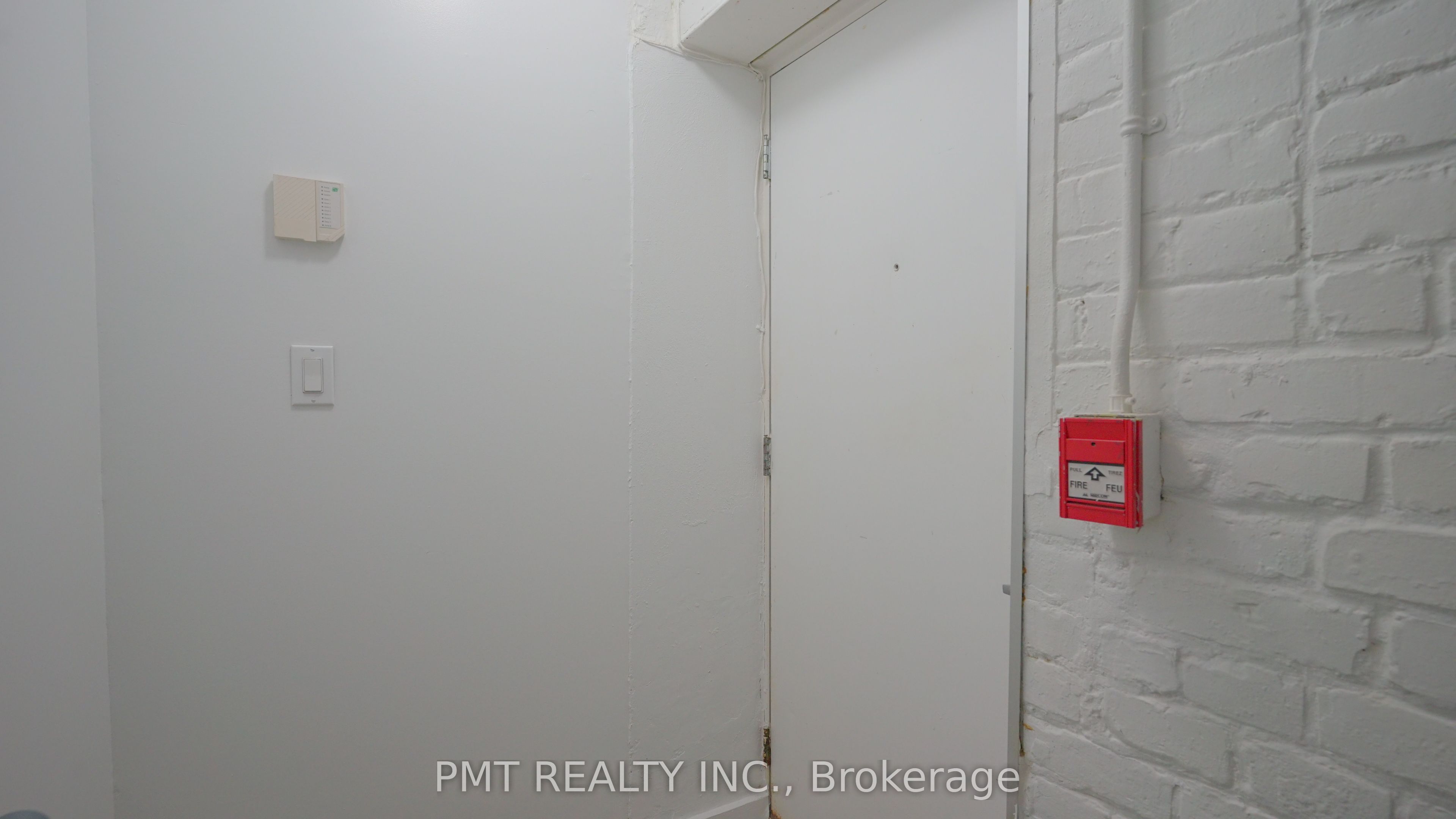 284 St Helens Avenue 124, Toronto, ON M6H 4A4 photo 2