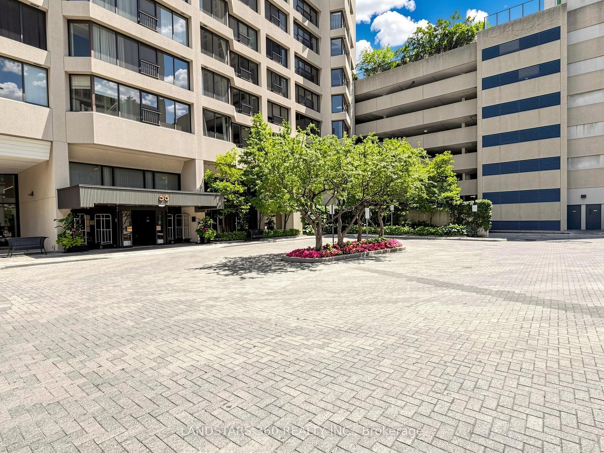 55 Harbour Square 3311, Toronto, ON M5J 2L1 photo 4