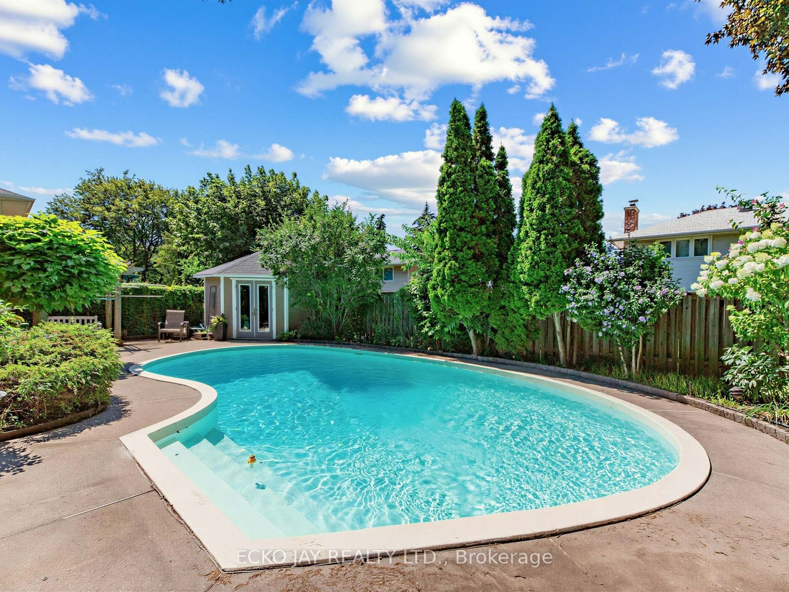 22 Meadowglade Crescent, Toronto, ON M2J 1C7 photo 5