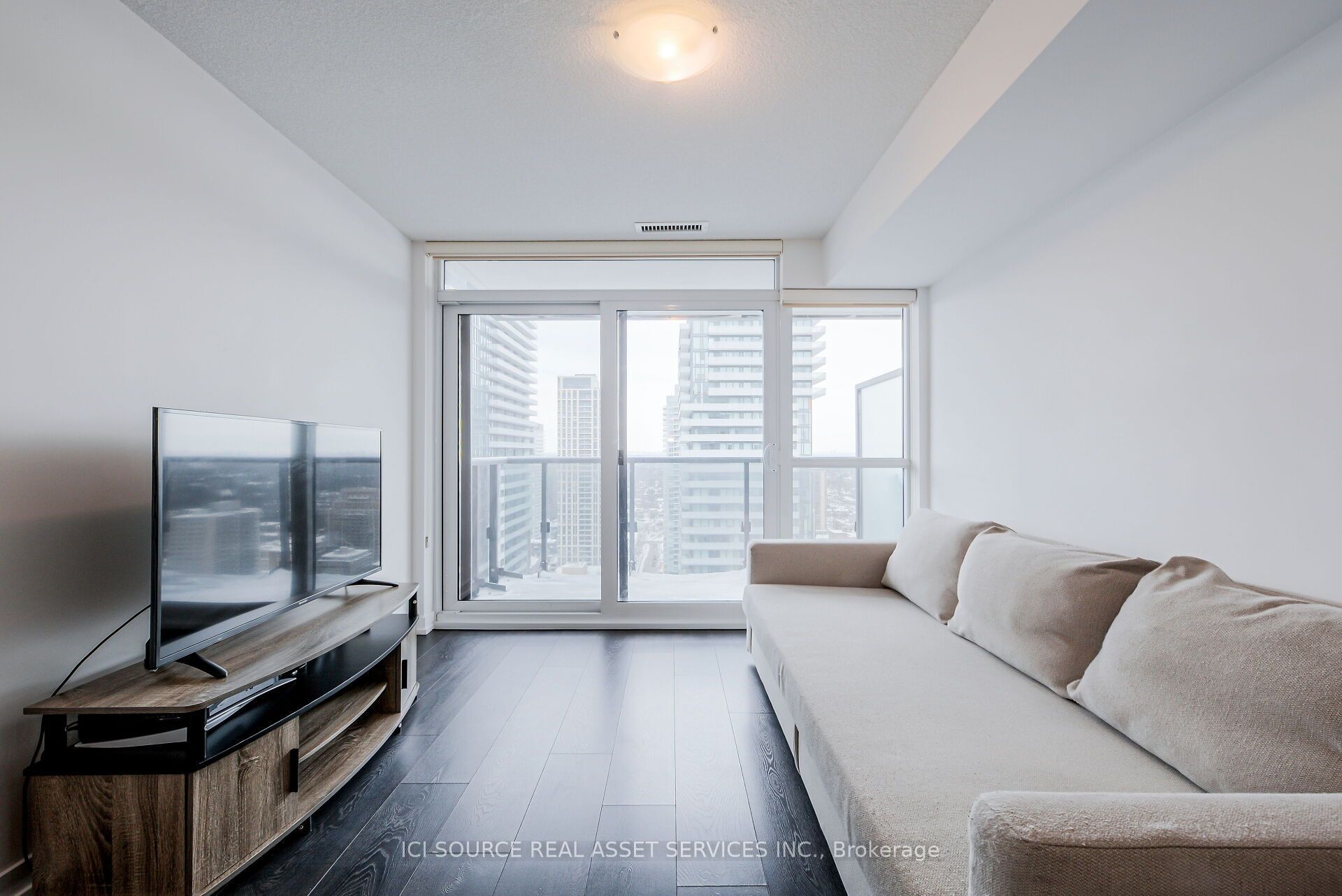 125 Redpath Avenue 3005, Toronto, ON M4S 0B5 photo 2