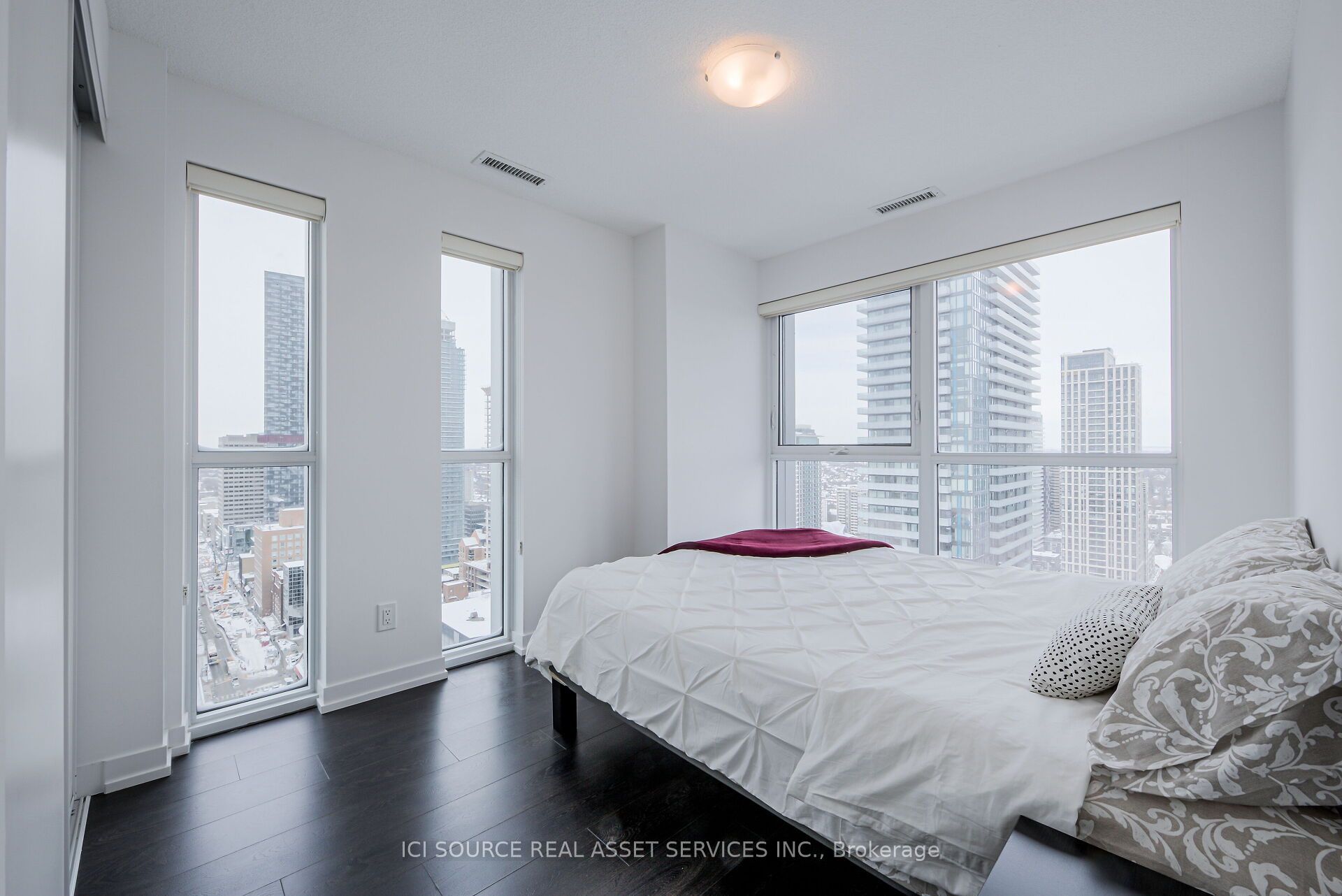 125 Redpath Avenue 3005, Toronto, ON M4S 0B5 photo 3