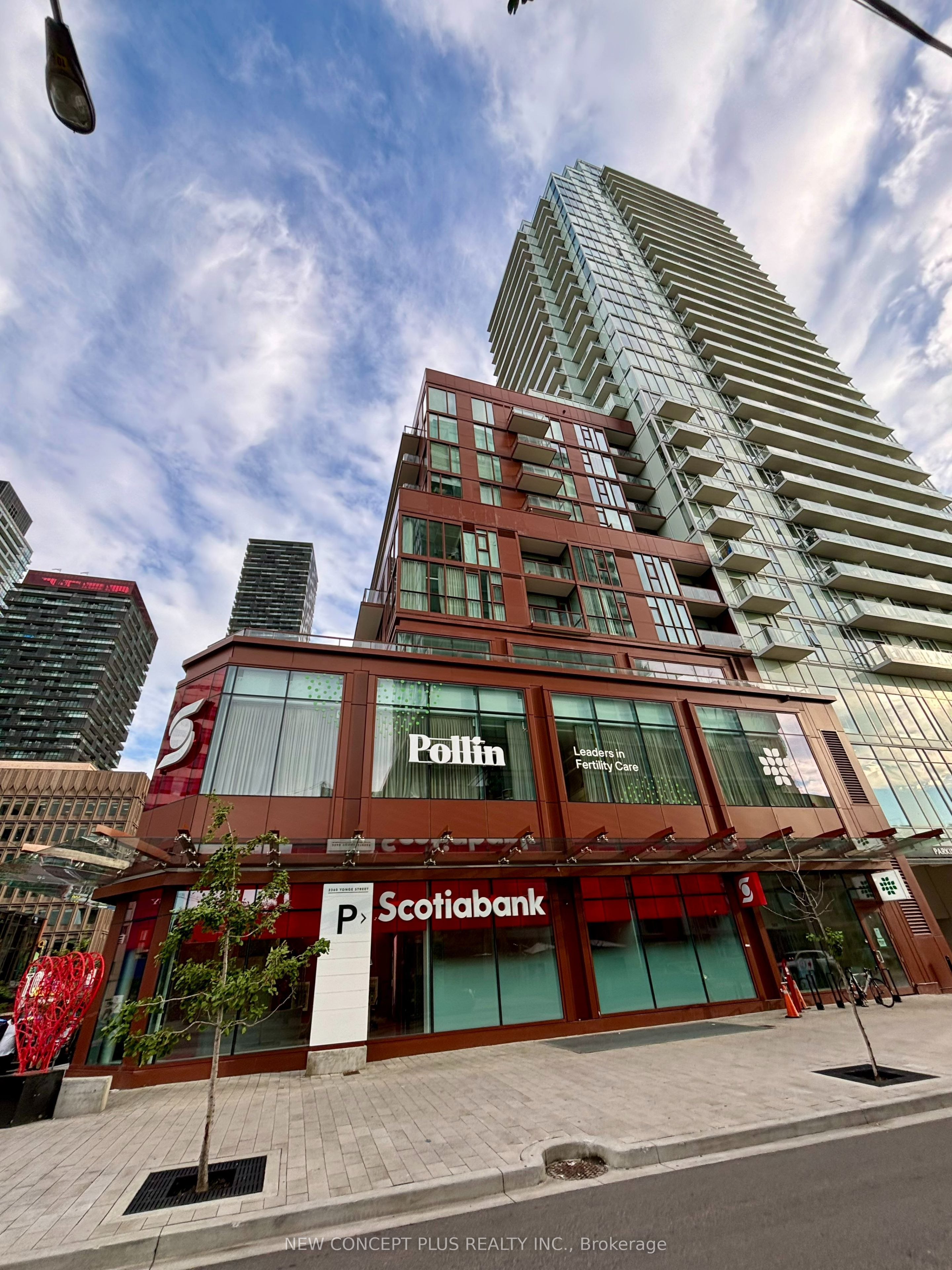 33 Helendale Avenue W 811, Toronto, ON M4R 0A4 photo 4