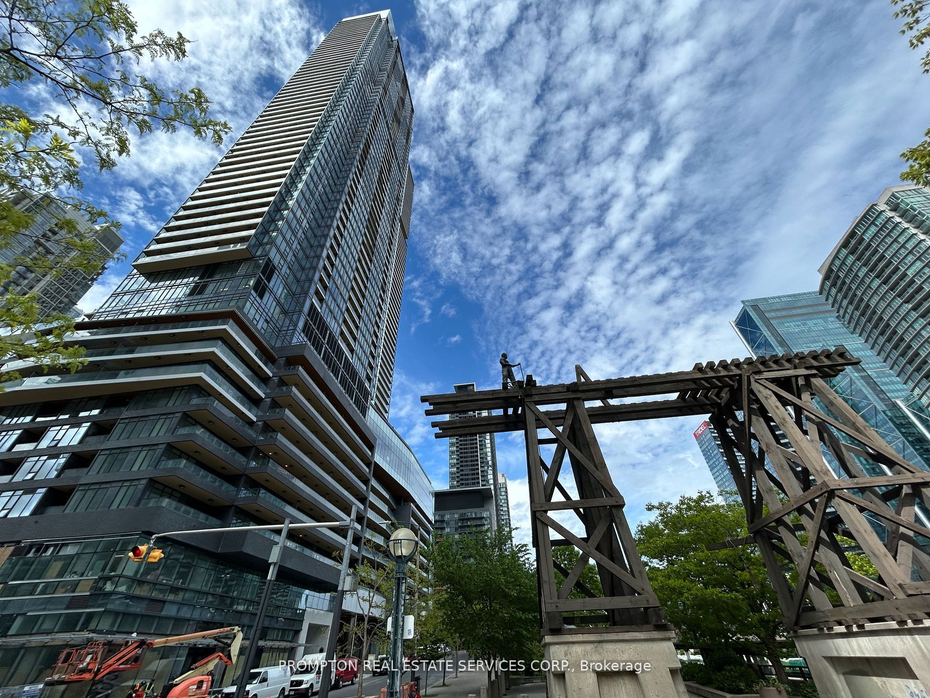 1 Concord Cityplace Way 5009, Toronto, ON M5V 0X3 photo 3