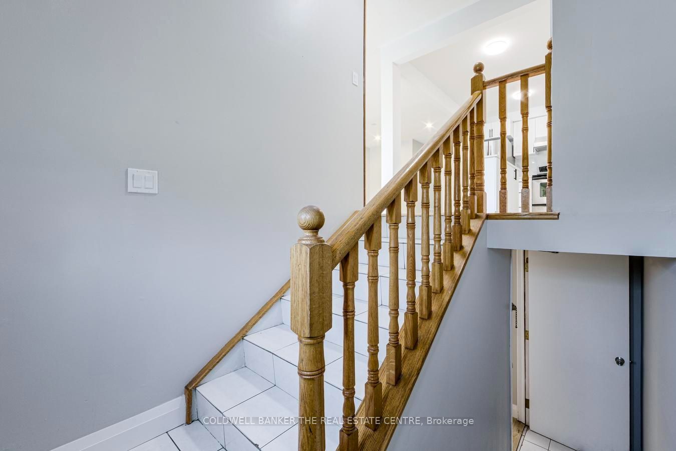 246 Cherokee Blvd Boulevard Upper, Toronto, ON M2H 2J7 photo 3