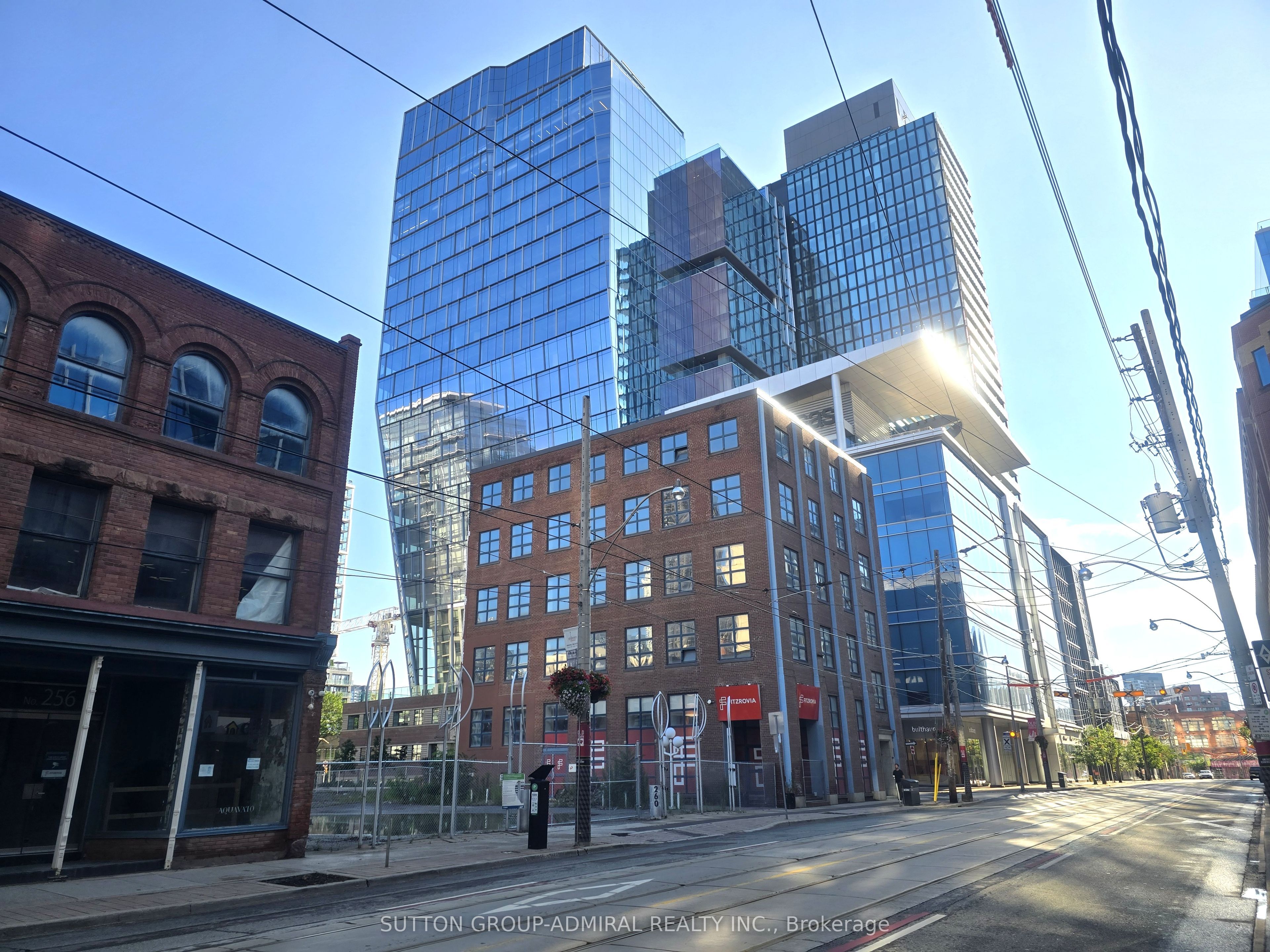 284 King Street E 2202, Toronto, ON M5A 1K4 photo 2