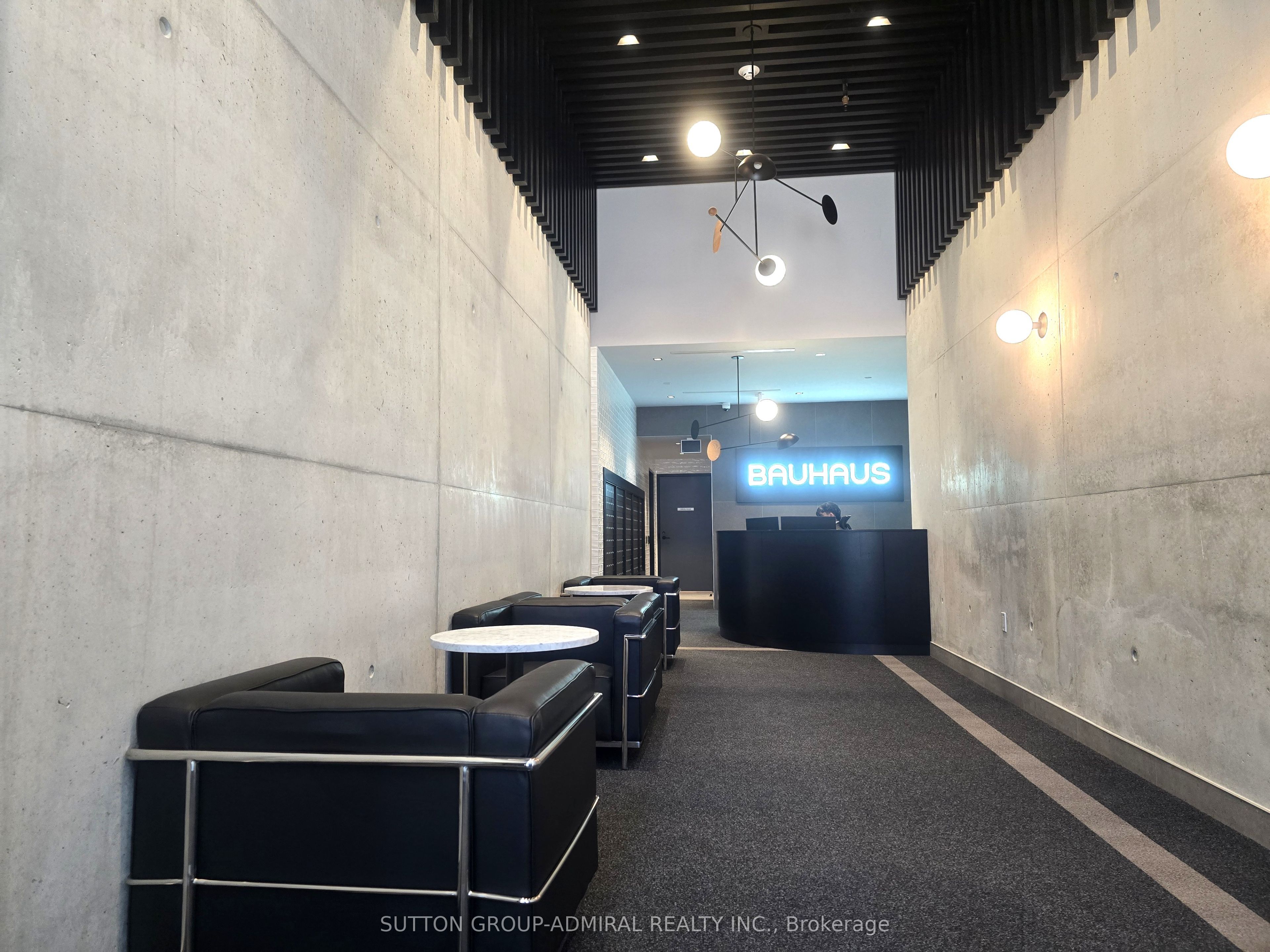 284 King Street E 2202, Toronto, ON M5A 1K4 photo 3