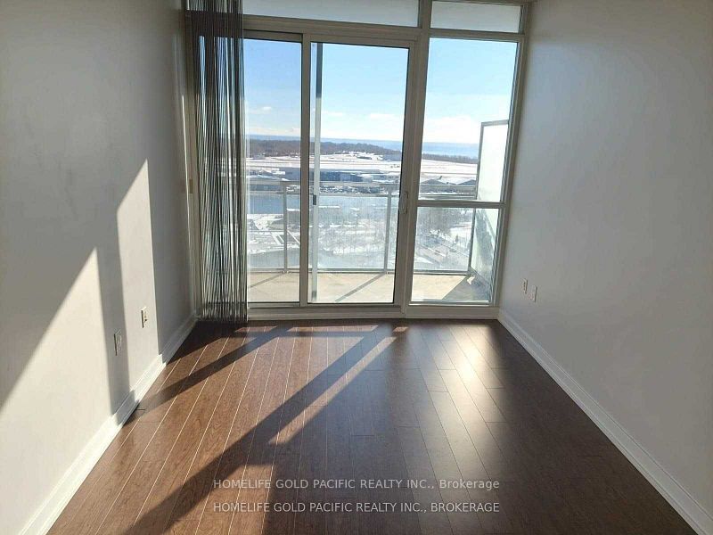 38 Dan Leckie Way 2215, Toronto, ON M5V 2V6 photo 5