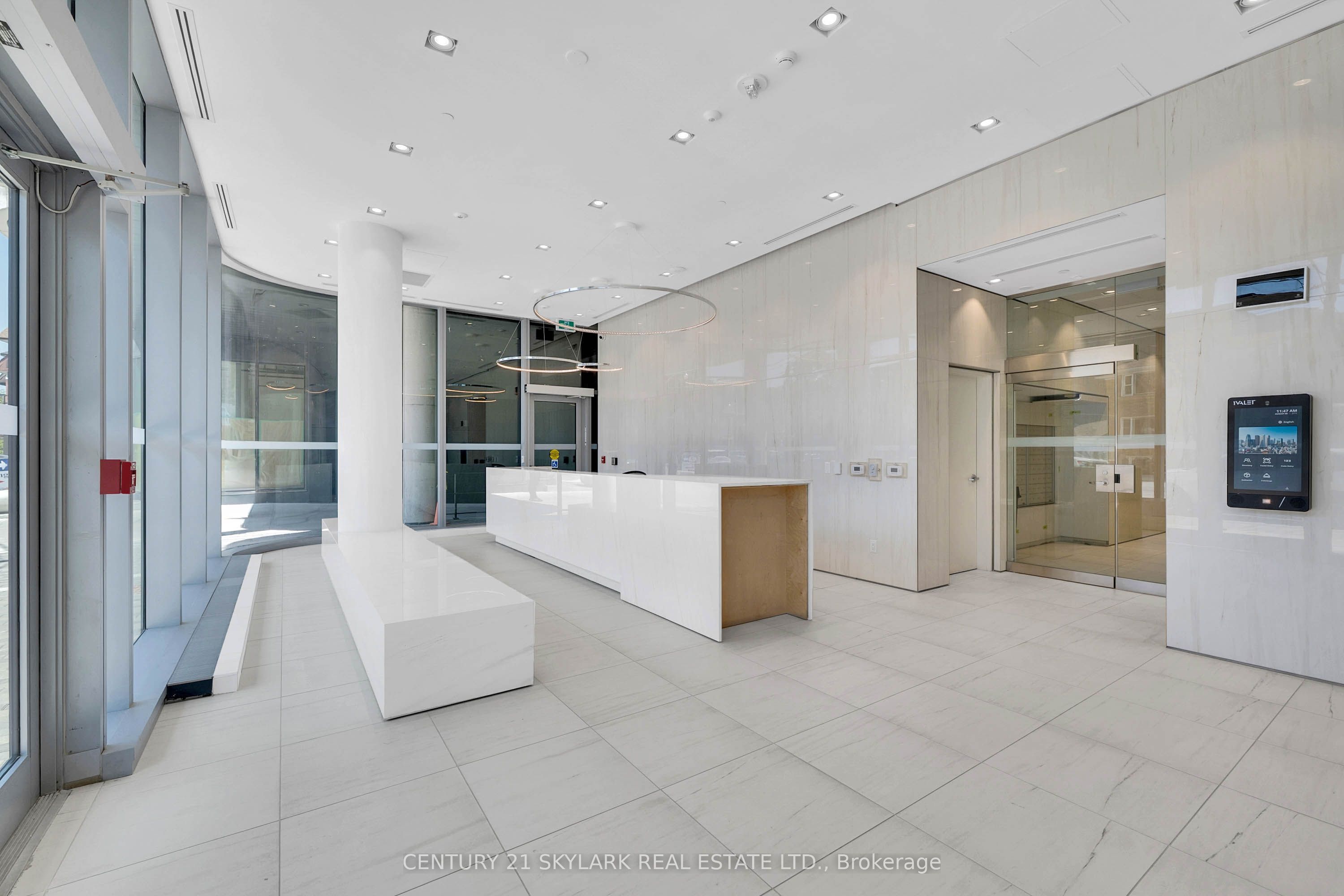 322 Dupont Street 206, Toronto, ON M5R 0E3 photo 2