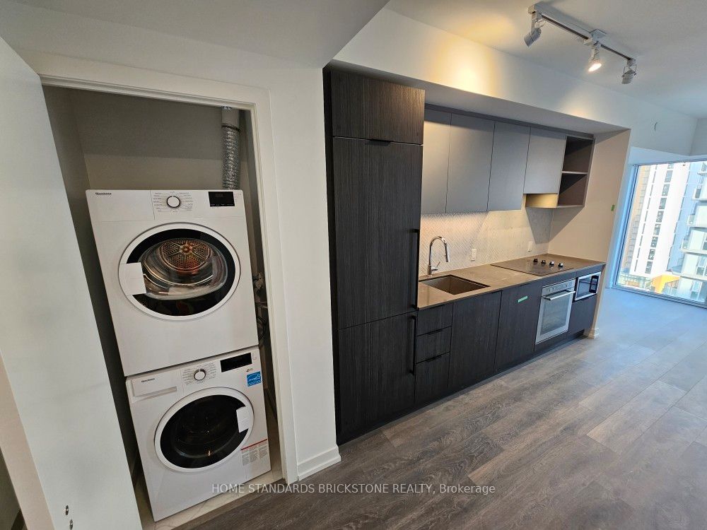 82 Dalhousie Street 3015, Toronto, ON M5B 0C5 photo 5