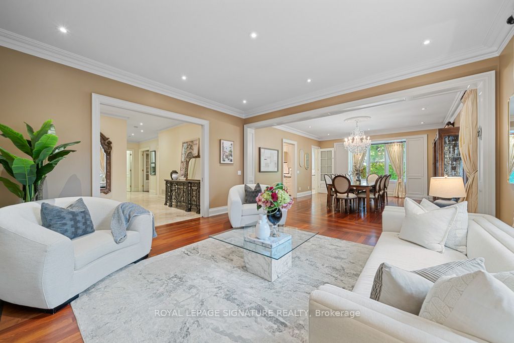 428 Glengrove Avenue, Toronto, ON M5N 1X2 photo 3