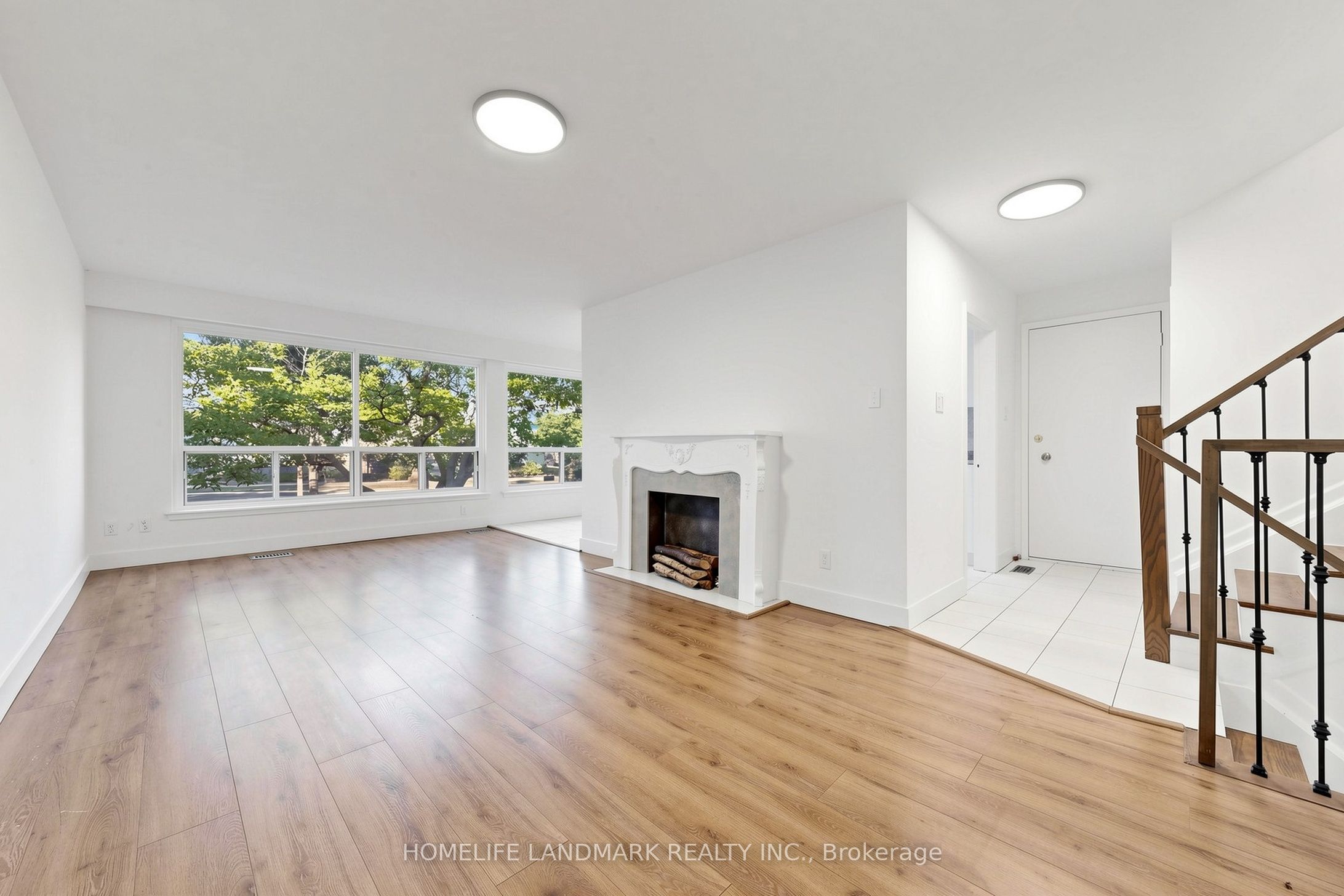 26 Fenside Drive, Toronto, ON M3A 2V3 photo 3