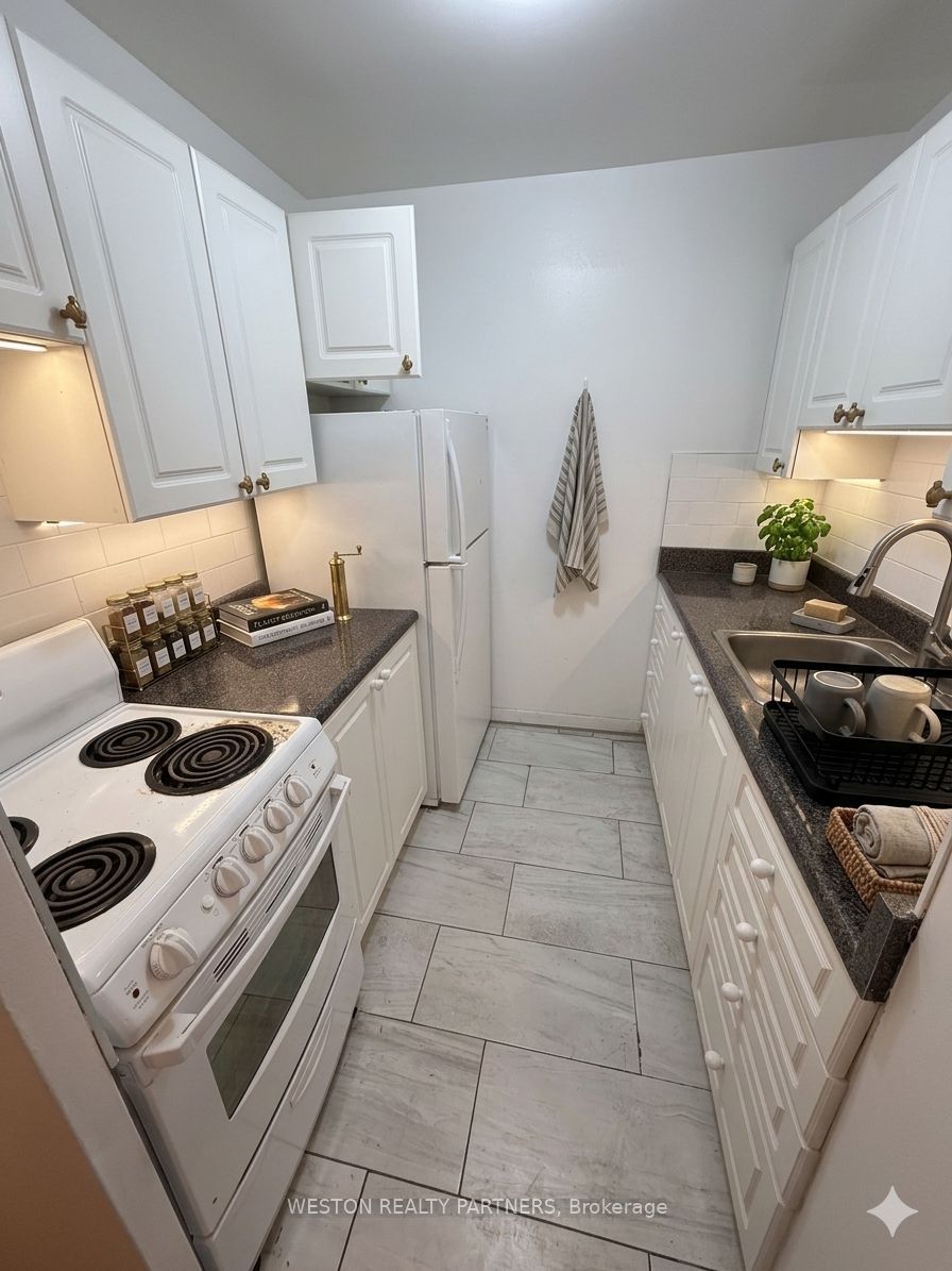 88 Wellesley Street E 408, Toronto, ON M4Y 1H4 photo 2