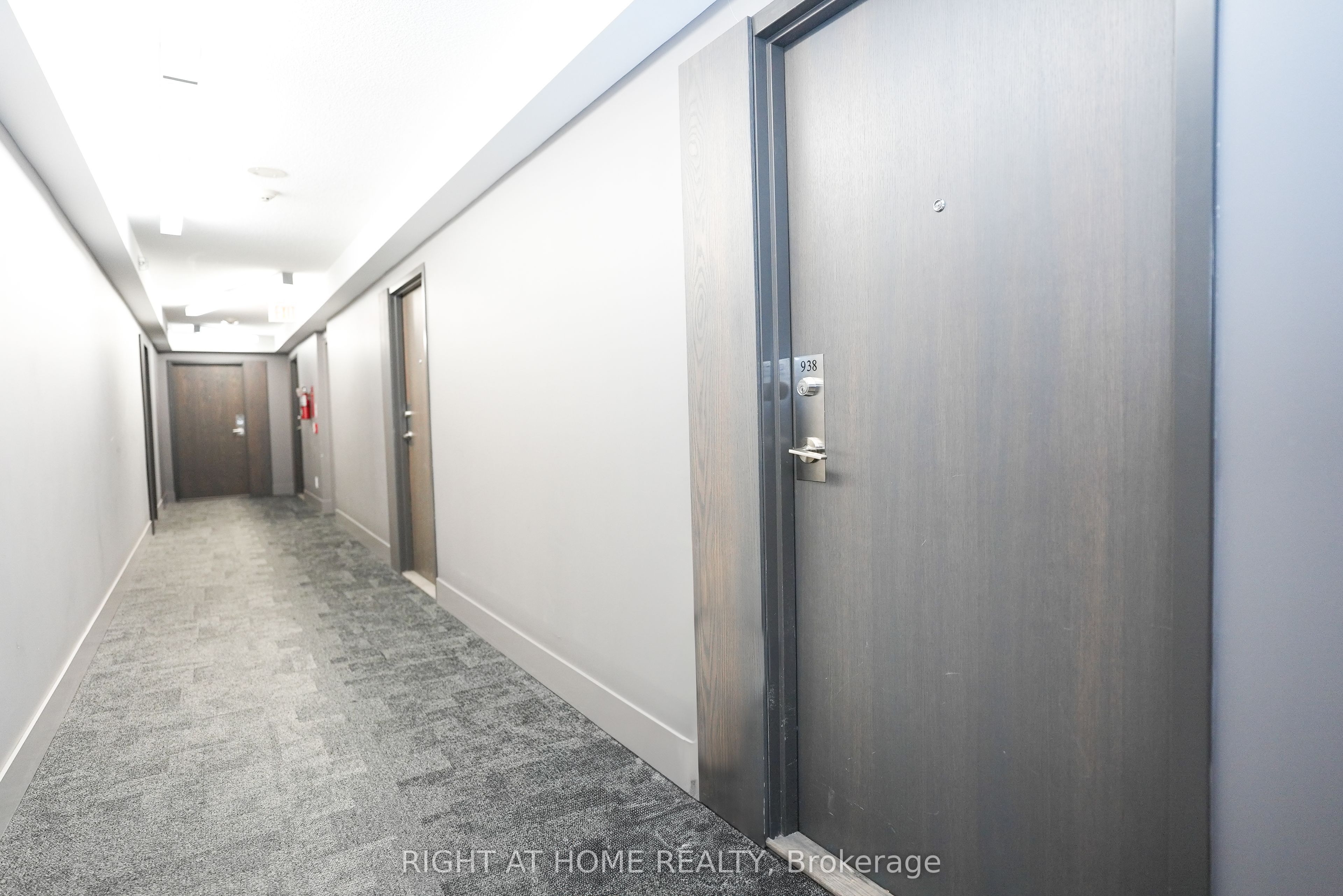 68 Abell Street 938, Toronto, ON M6J 0B1 photo 5