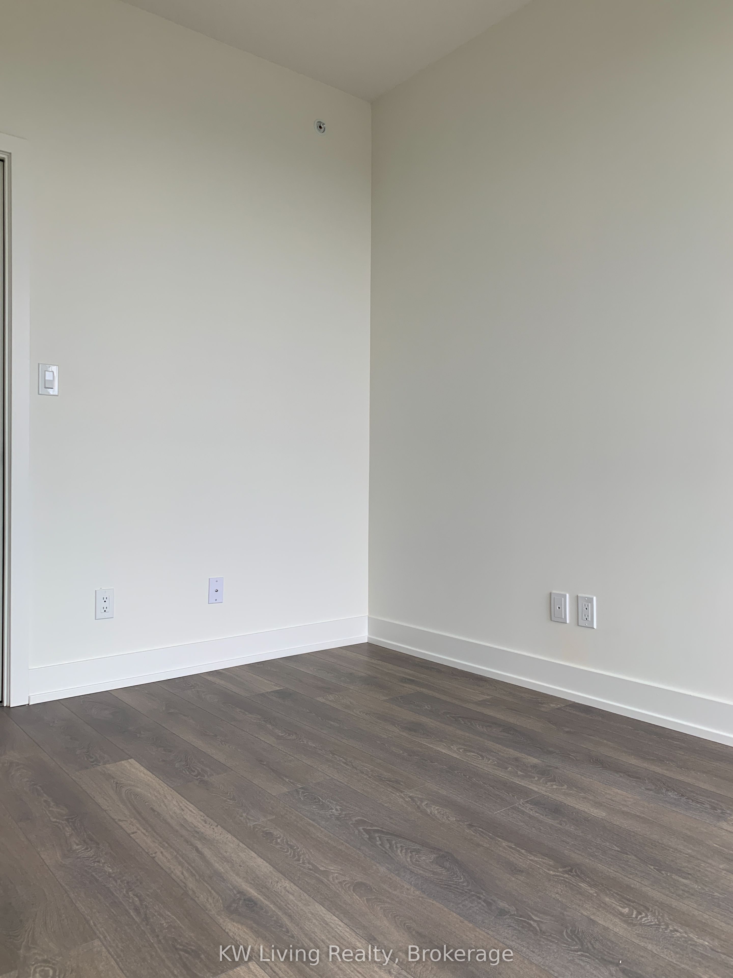 180 Fairview Mall Drive 1908, Toronto, ON M2J 0E8 photo 3